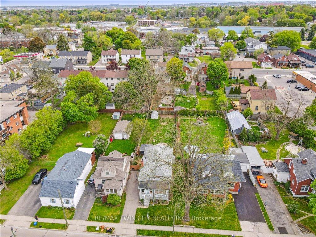 Photo 8 of 1355 Queenston Road, Cambridge — HOMEH