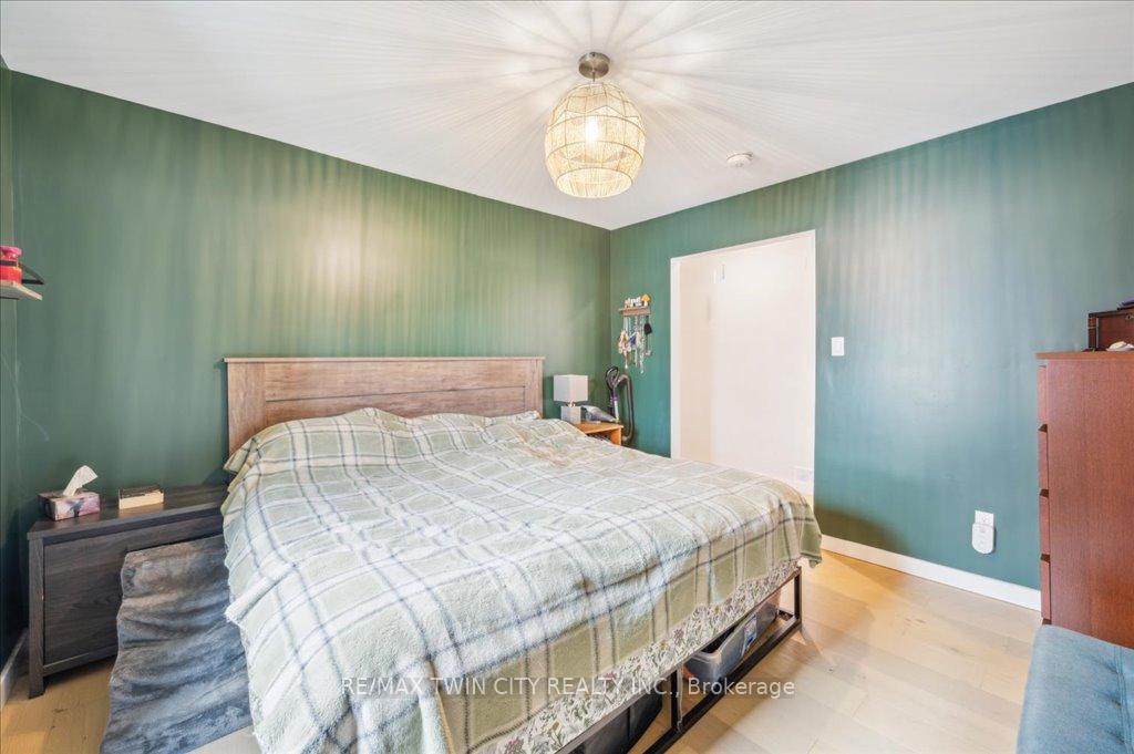 Photo 10 of 1355 Queenston Road, Cambridge — HOMEH