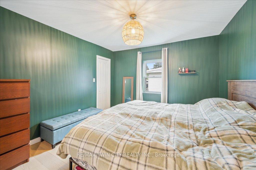Photo 11 of 1355 Queenston Road, Cambridge — HOMEH