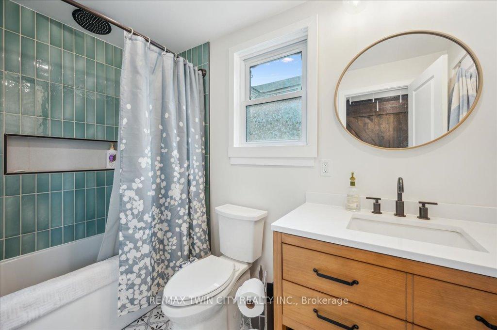 Photo 5 of 1355 Queenston Road, Cambridge — HOMEH