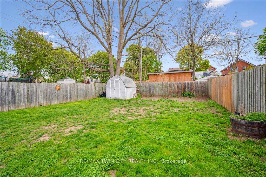 Photo 25 of 1355 Queenston Road, Cambridge — HOMEH