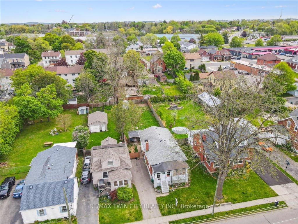 Photo 23 of 1355 Queenston Road, Cambridge — HOMEH