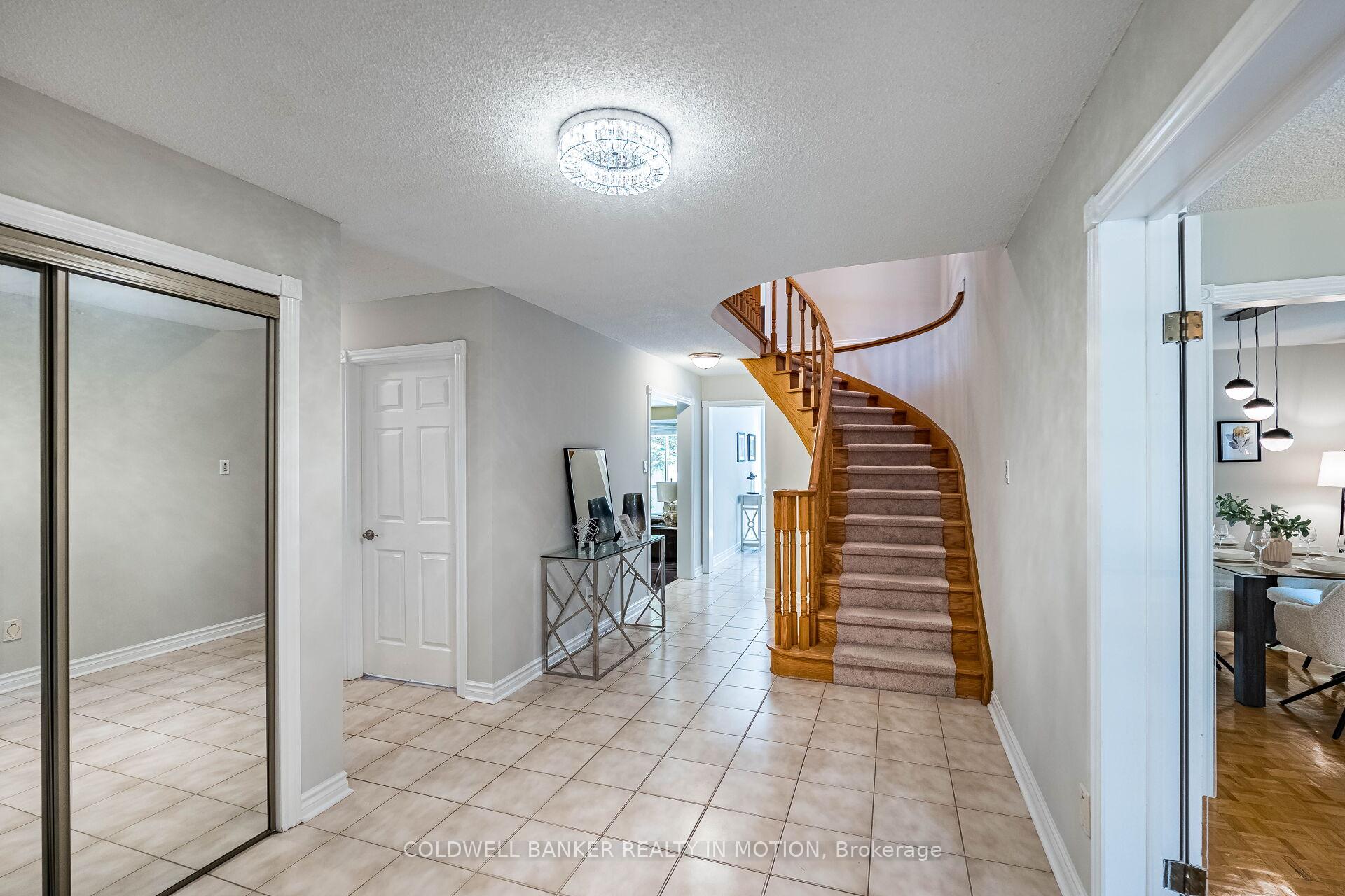 Photo 16 of 9 Buttonfield Road, Markham, Buttonville — HOMEH