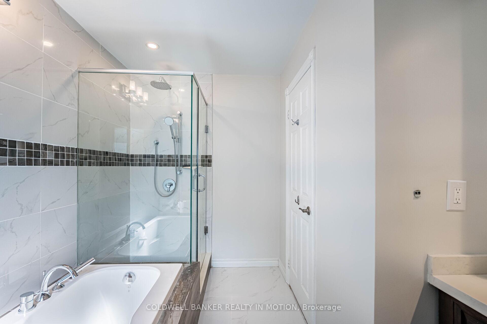 Photo 15 of 9 Buttonfield Road, Markham, Buttonville — HOMEH
