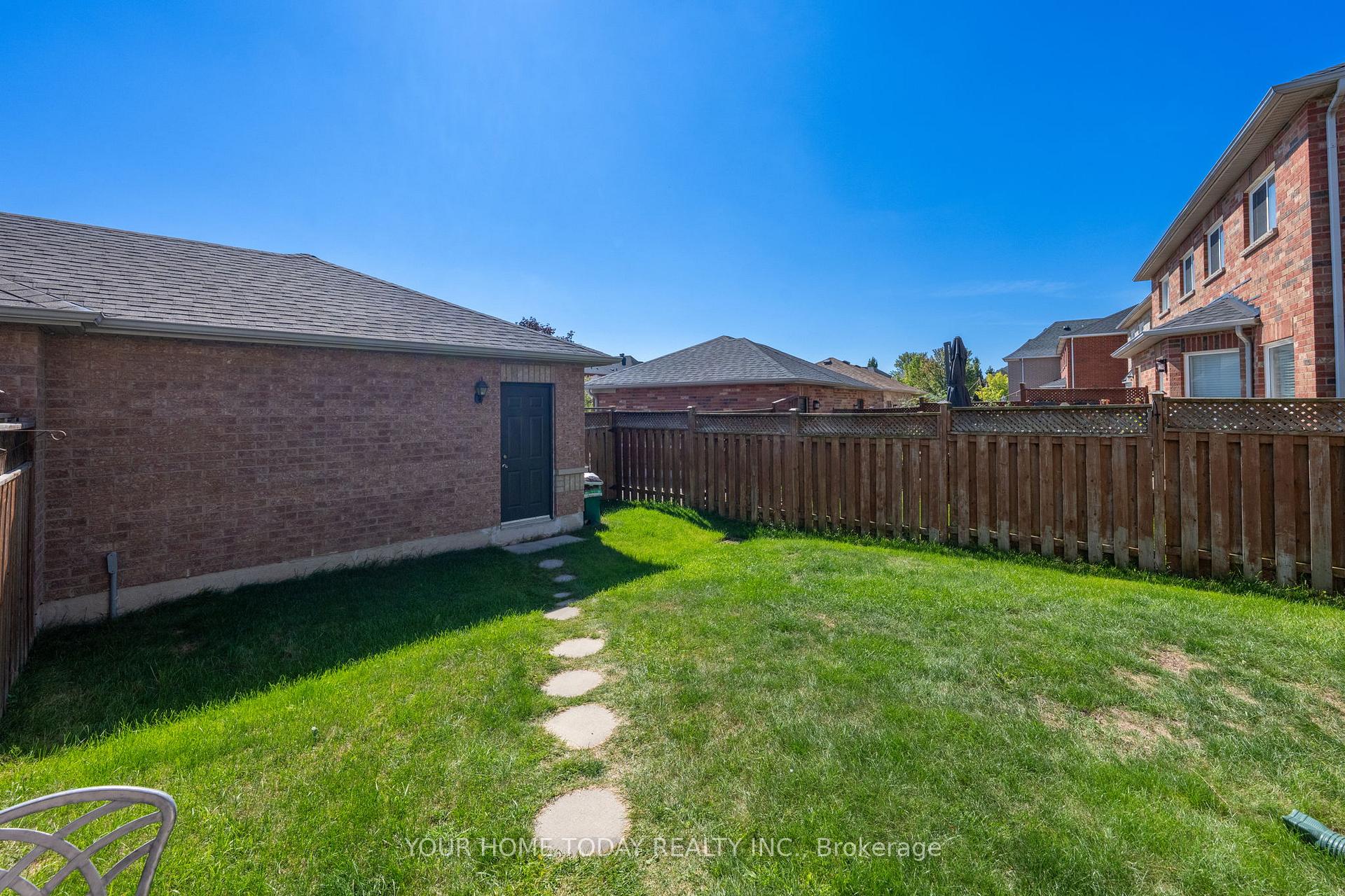 Photo 25 of 14492 Danby Road, Halton Hills, Georgetown — HOMEH