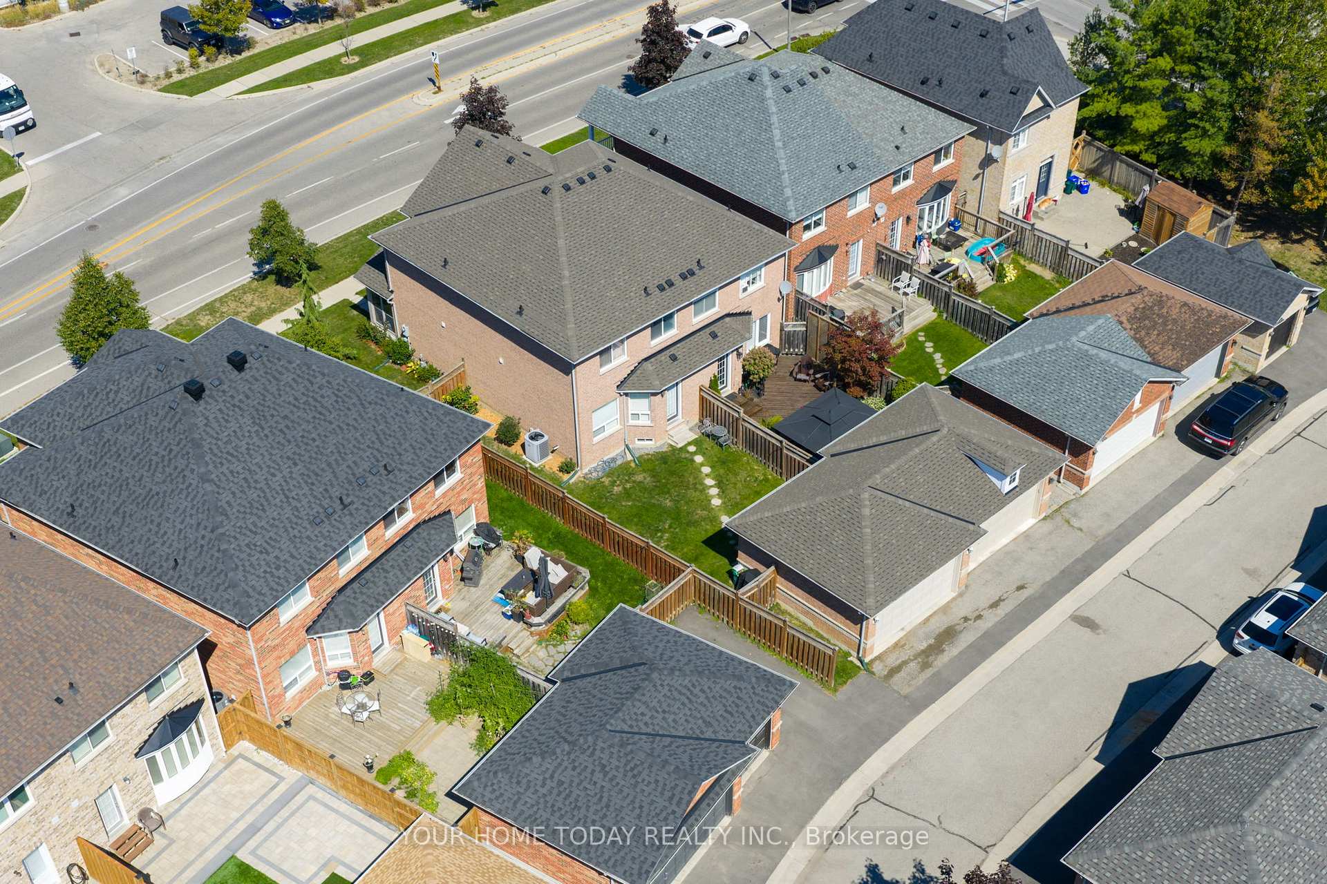 Photo 40 of 14492 Danby Road, Halton Hills, Georgetown — HOMEH