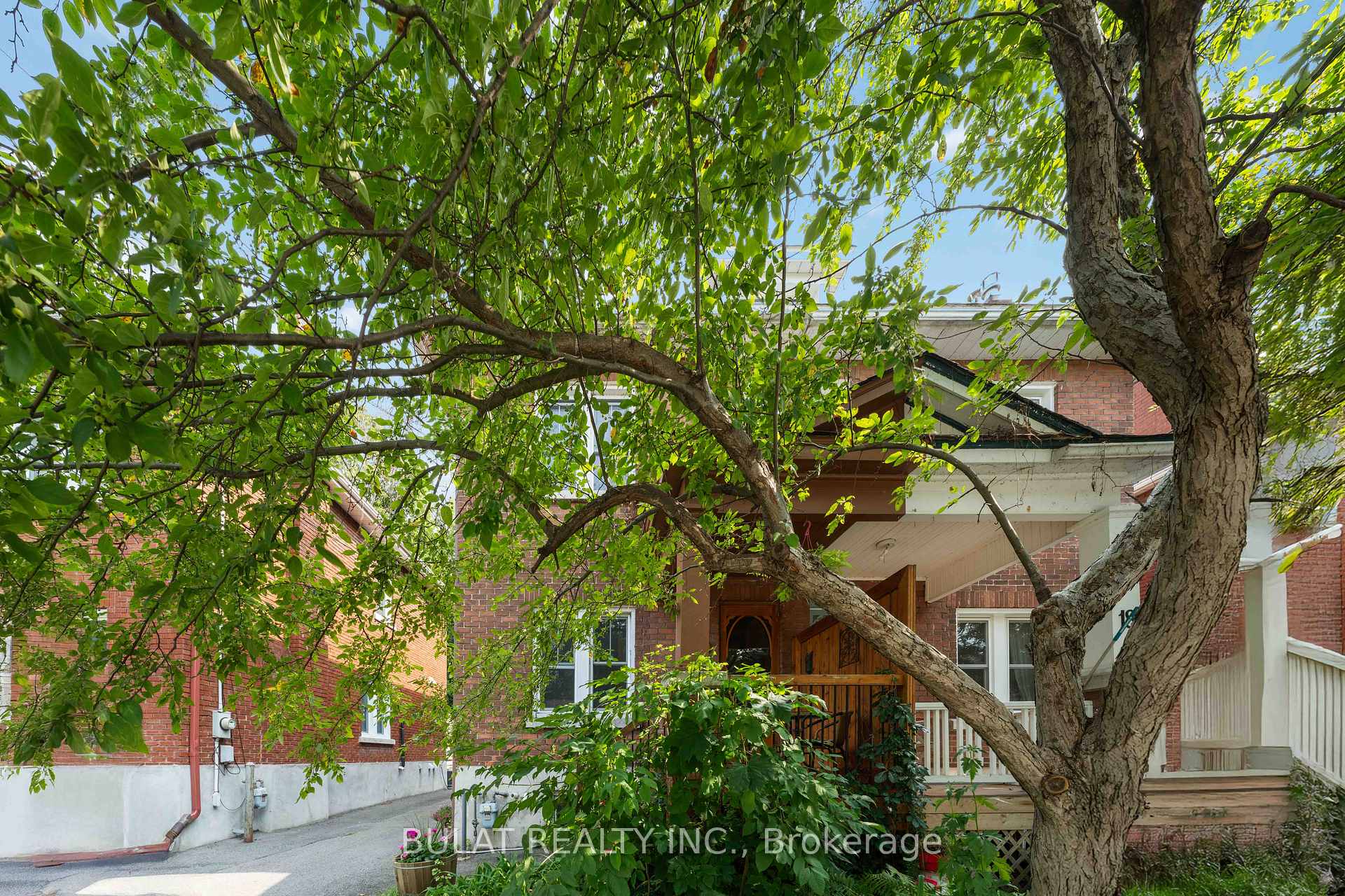 Photo 1 of 16 Foster Street, Ottawa, Hintonburg — HOMEH
