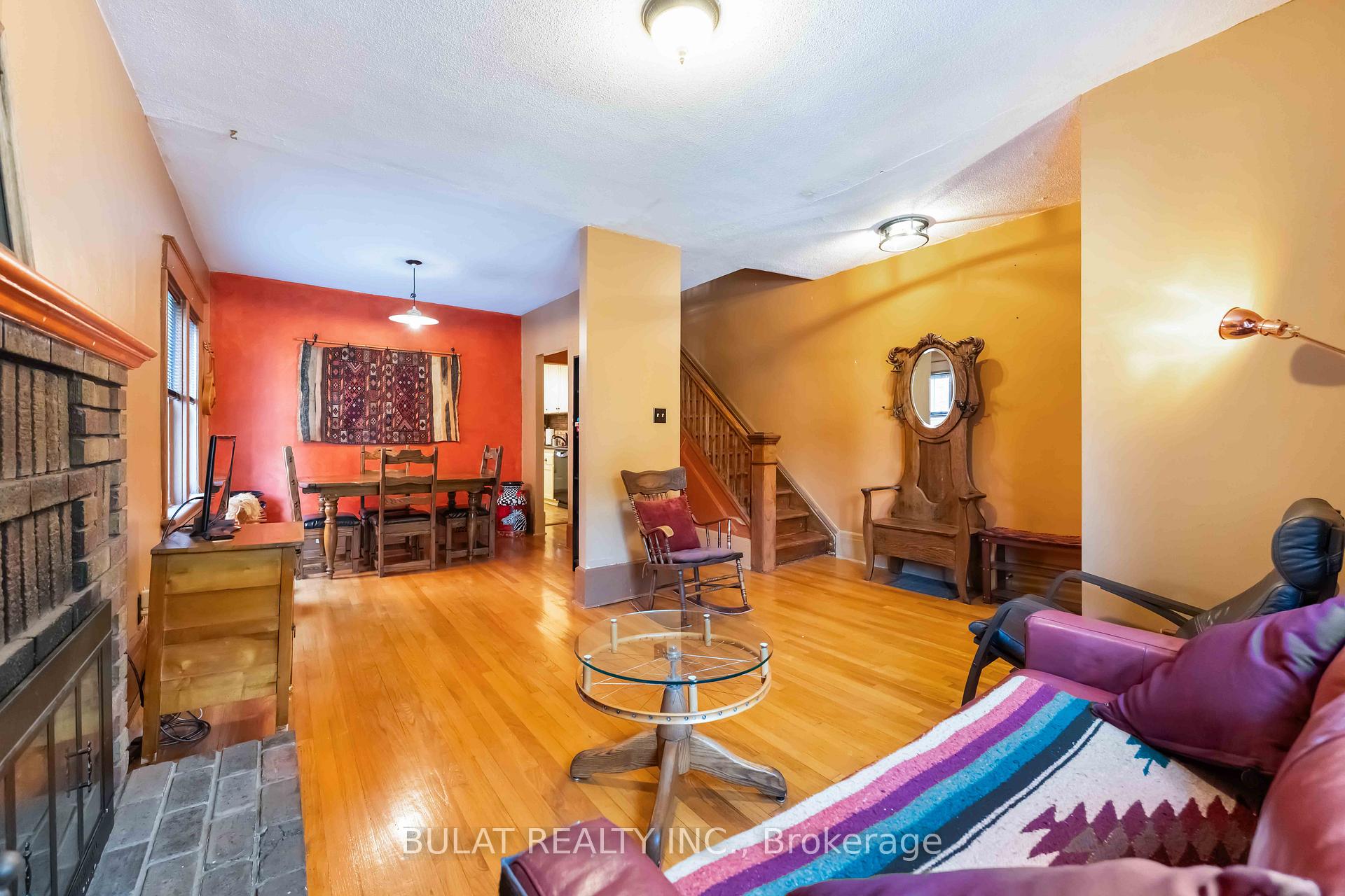 Photo 3 of 16 Foster Street, Ottawa, Hintonburg — HOMEH