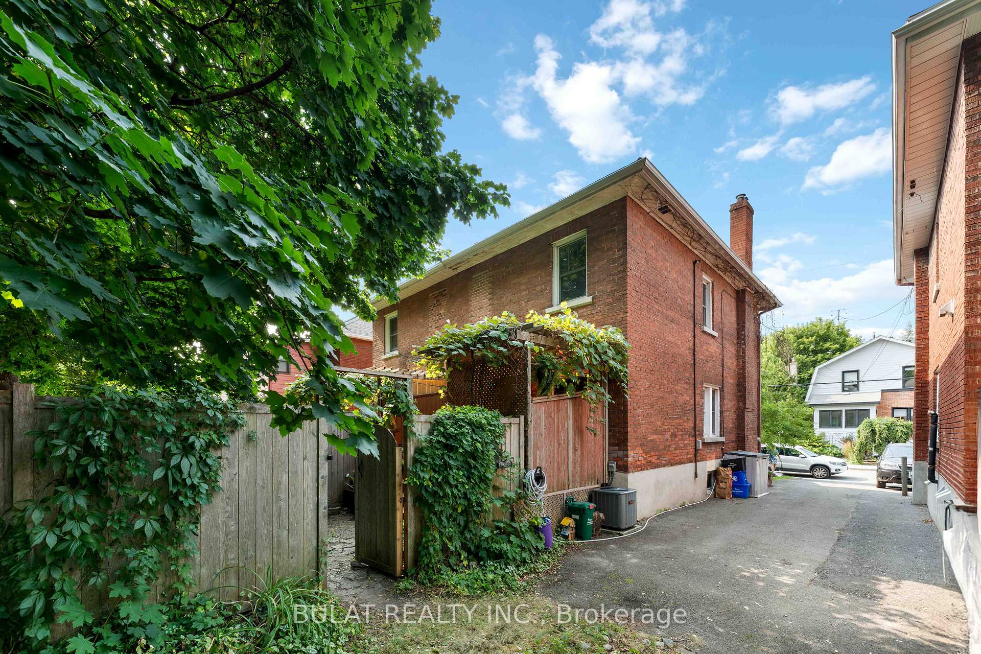 Photo 23 of 16 Foster Street, Ottawa, Hintonburg — HOMEH