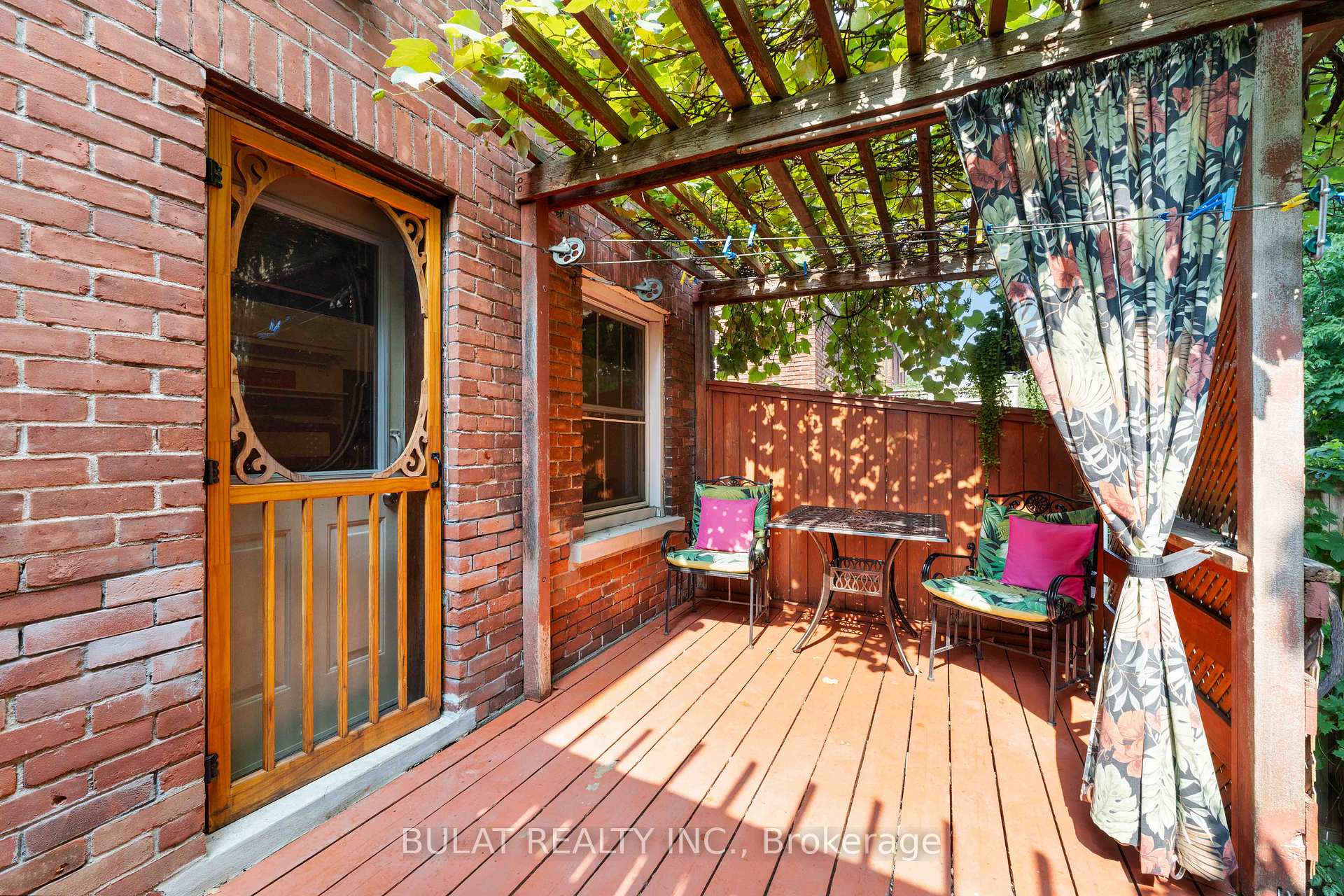 Photo 28 of 16 Foster Street, Ottawa, Hintonburg — HOMEH