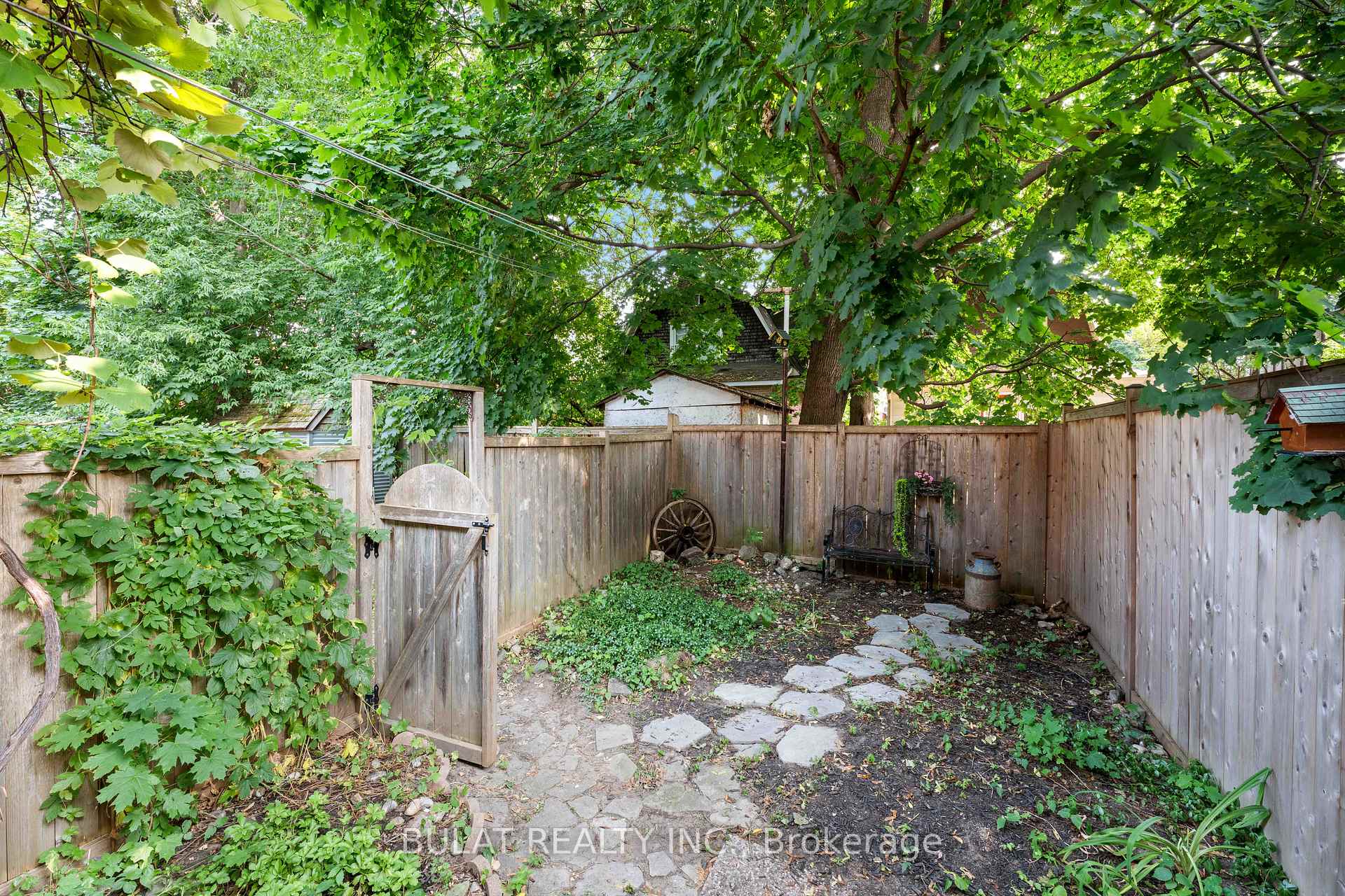 Photo 17 of 16 Foster Street, Ottawa, Hintonburg — HOMEH