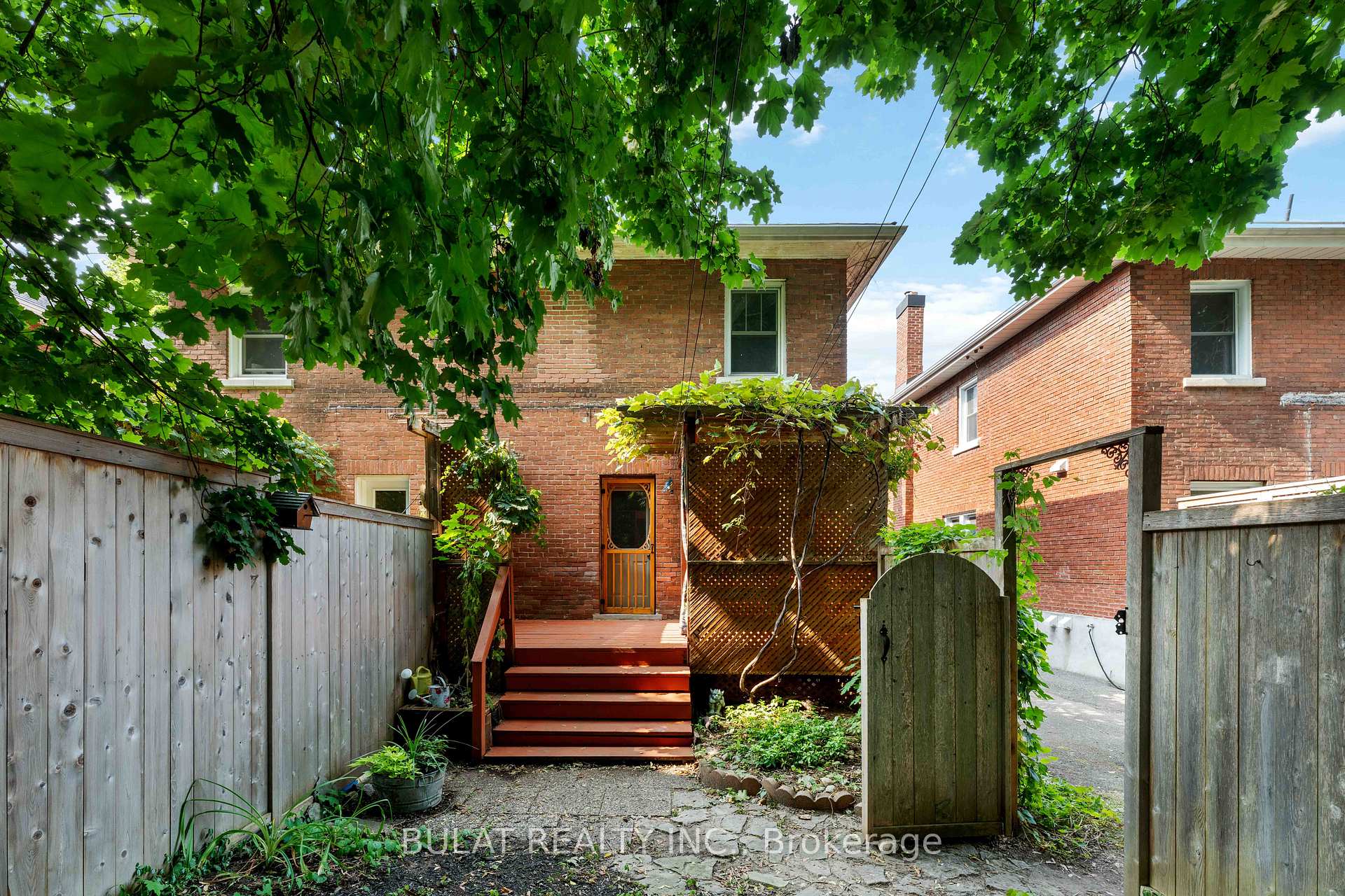 Photo 22 of 16 Foster Street, Ottawa, Hintonburg — HOMEH