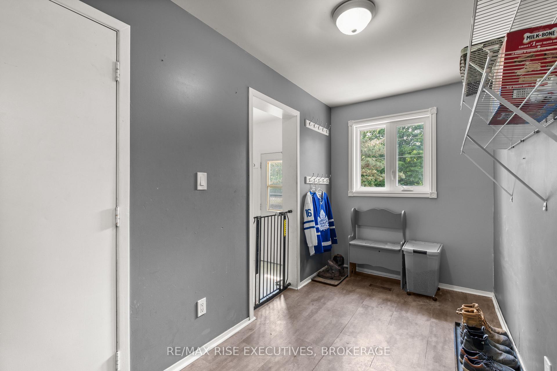 Photo 20 of 3810 Maple Crest Court, Frontenac, Frontenac South — HOMEH