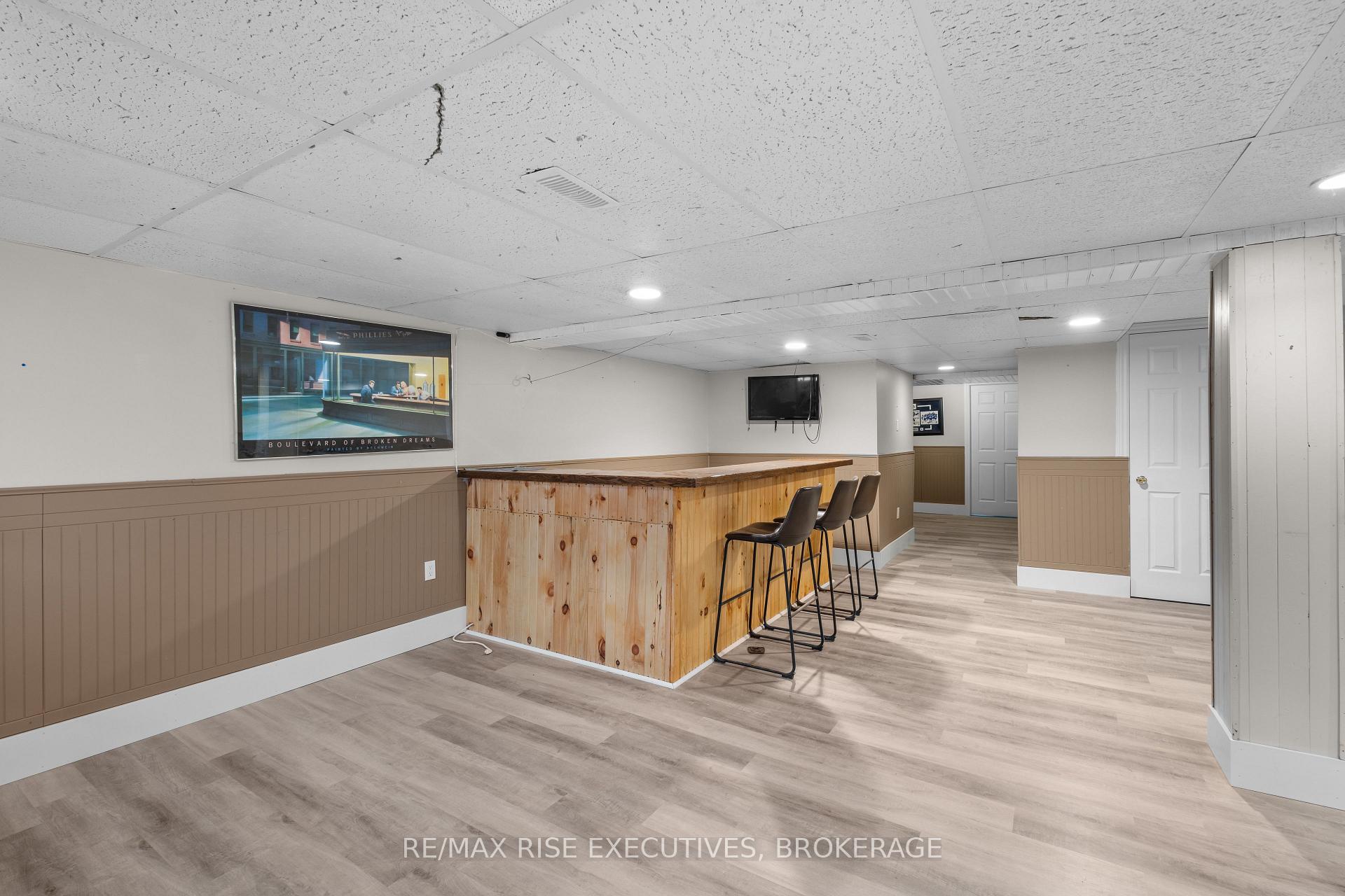 Photo 19 of 3810 Maple Crest Court, Frontenac, Frontenac South — HOMEH
