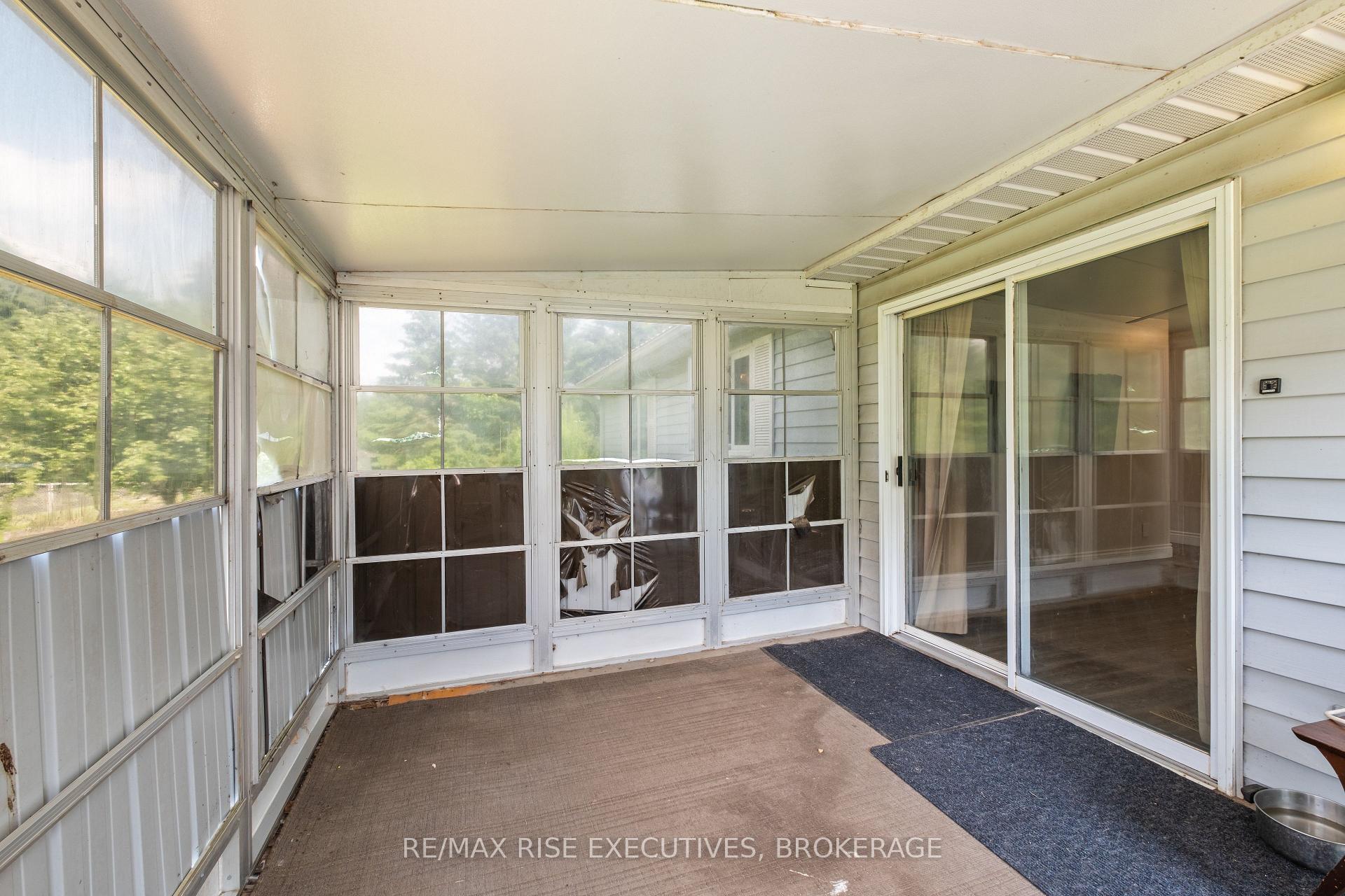 Photo 23 of 3810 Maple Crest Court, Frontenac, Frontenac South — HOMEH