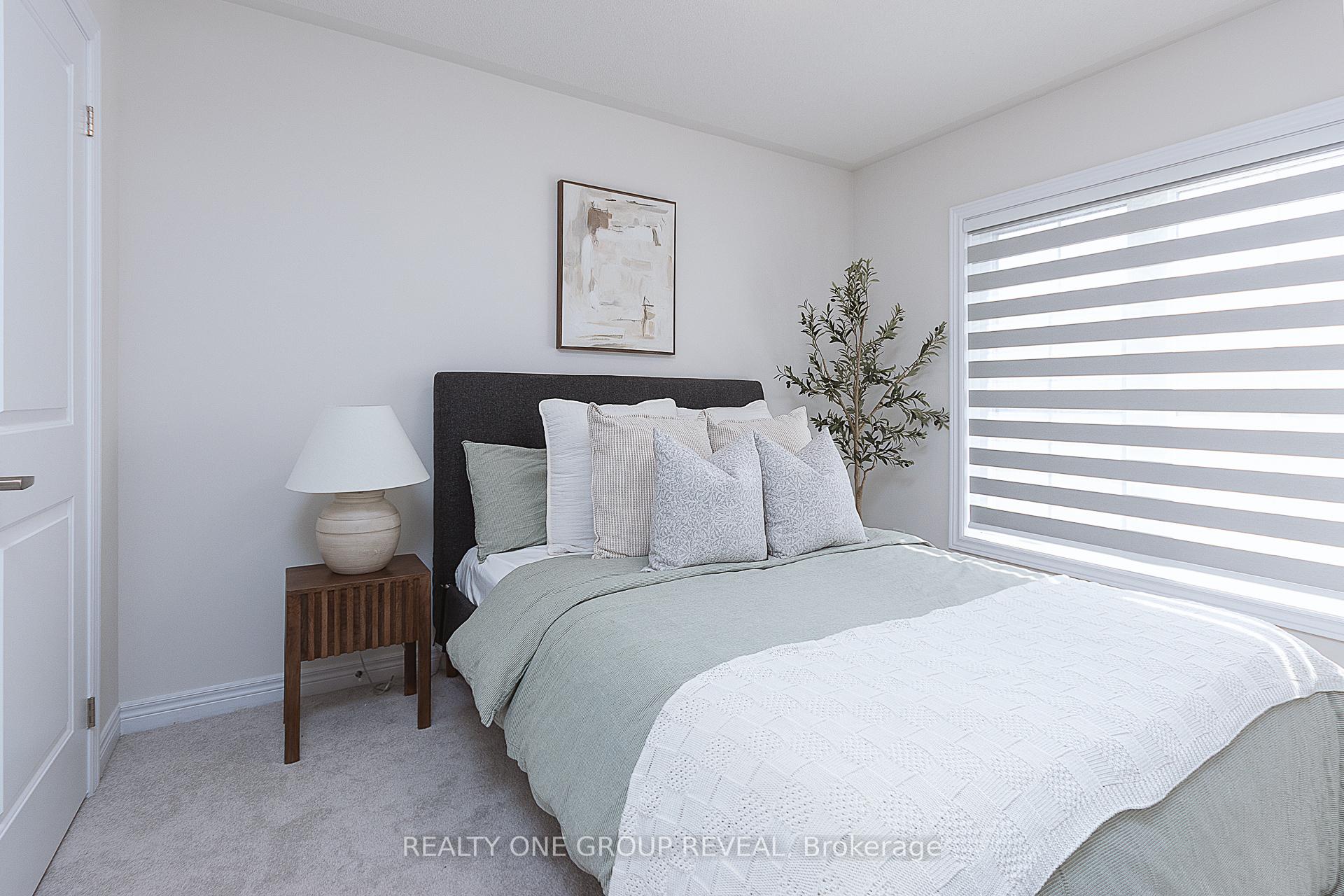 Photo 18 of 9 Morrison Crescent, Whitby, Rural Whitby — HOMEH