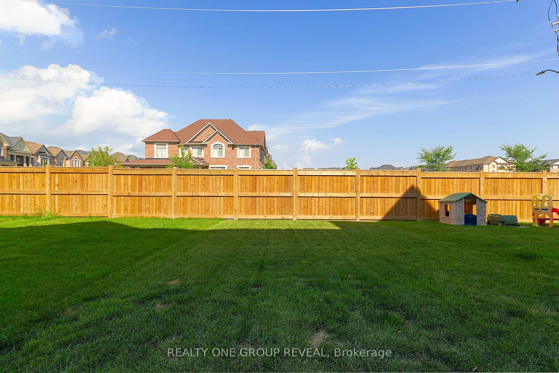 Photo 24 of 9 Morrison Crescent, Whitby, Rural Whitby — HOMEH