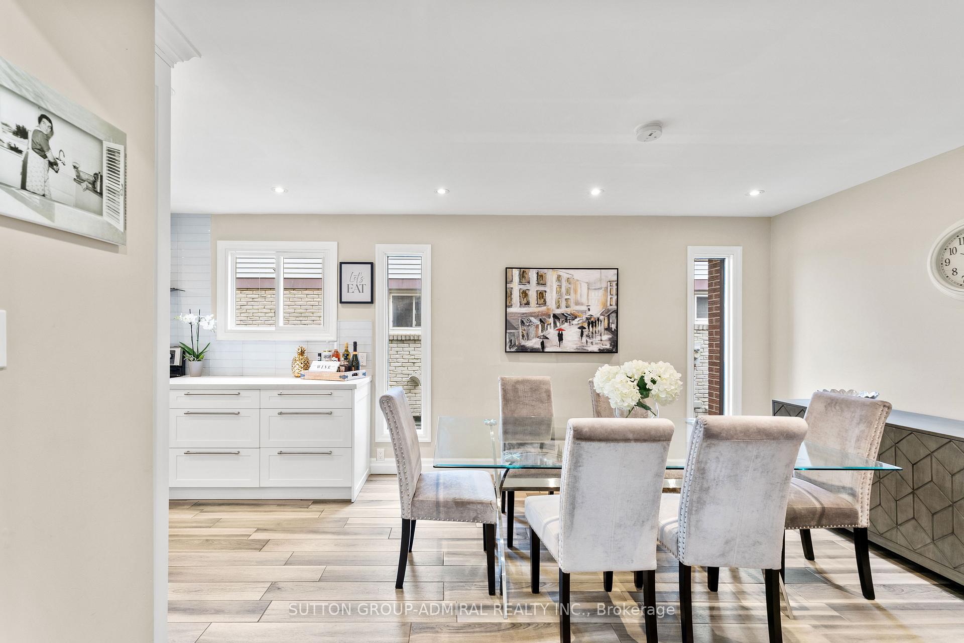 Photo 9 of 30 Fraser Street, Markham, Aileen-Willowbrook — HOMEH