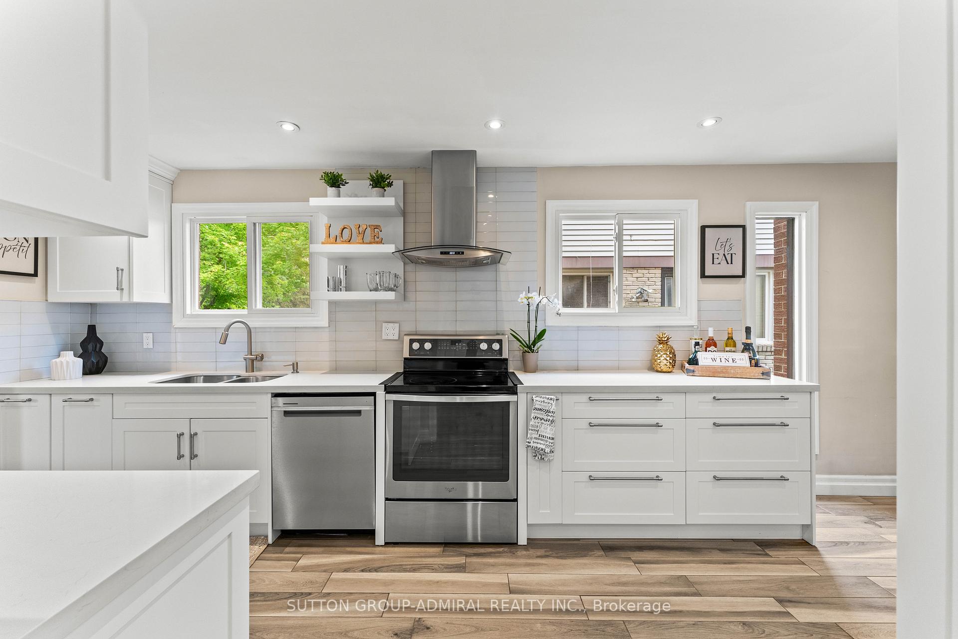 Photo 16 of 30 Fraser Street, Markham, Aileen-Willowbrook — HOMEH
