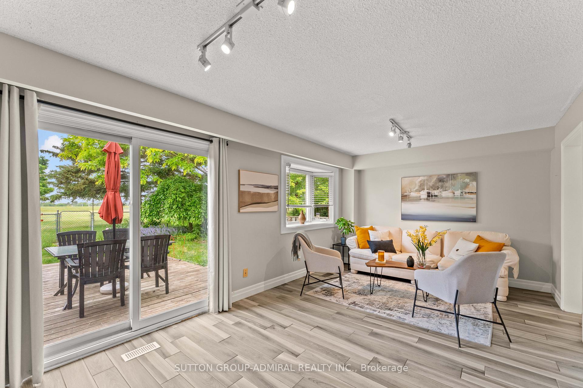 Photo 22 of 30 Fraser Street, Markham, Aileen-Willowbrook — HOMEH
