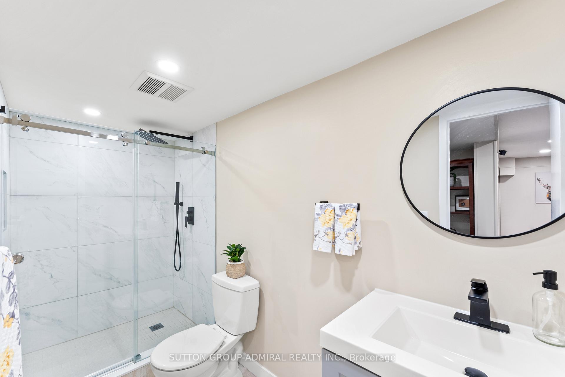 Photo 40 of 30 Fraser Street, Markham, Aileen-Willowbrook — HOMEH