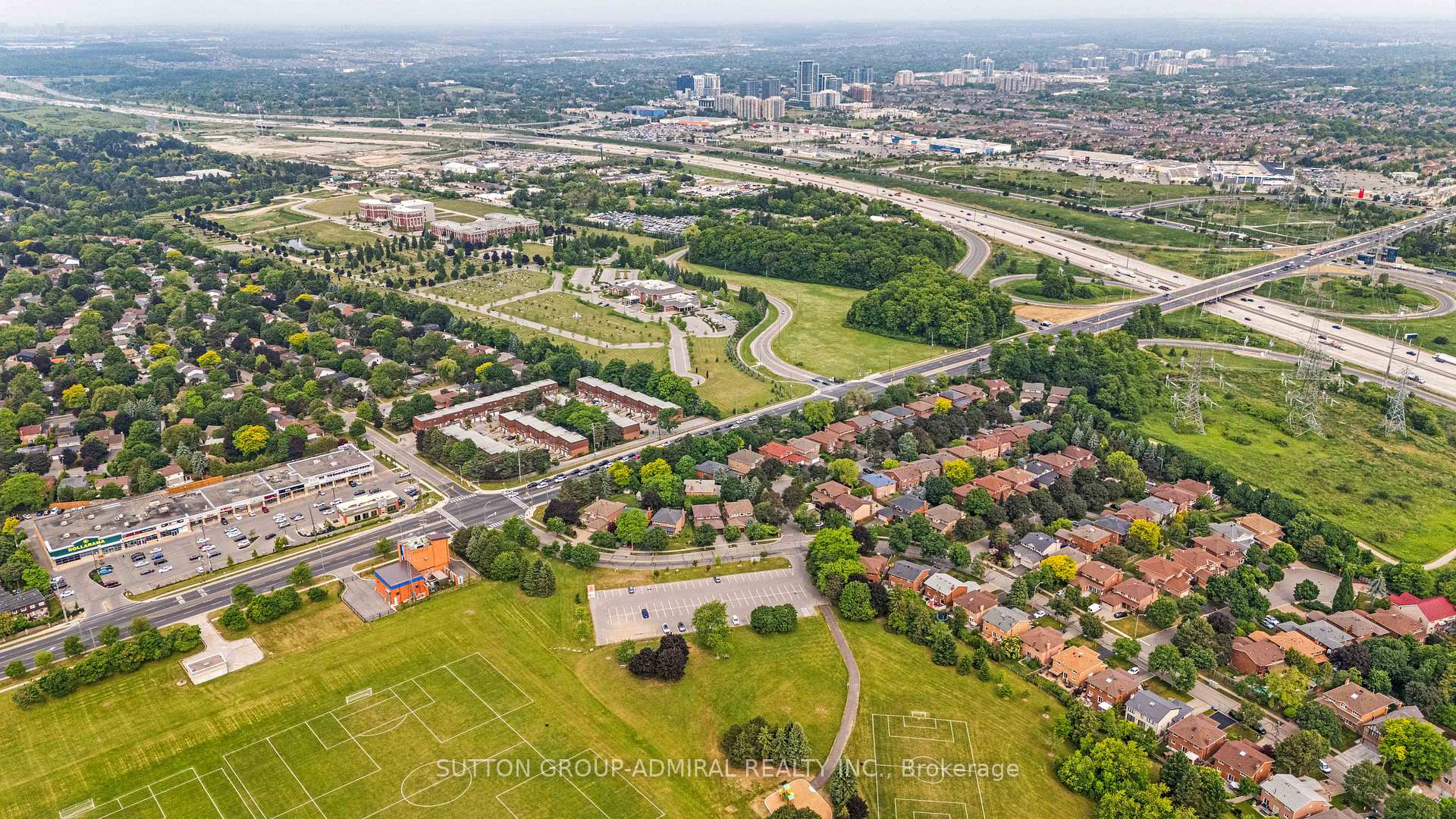 Photo 46 of 30 Fraser Street, Markham, Aileen-Willowbrook — HOMEH
