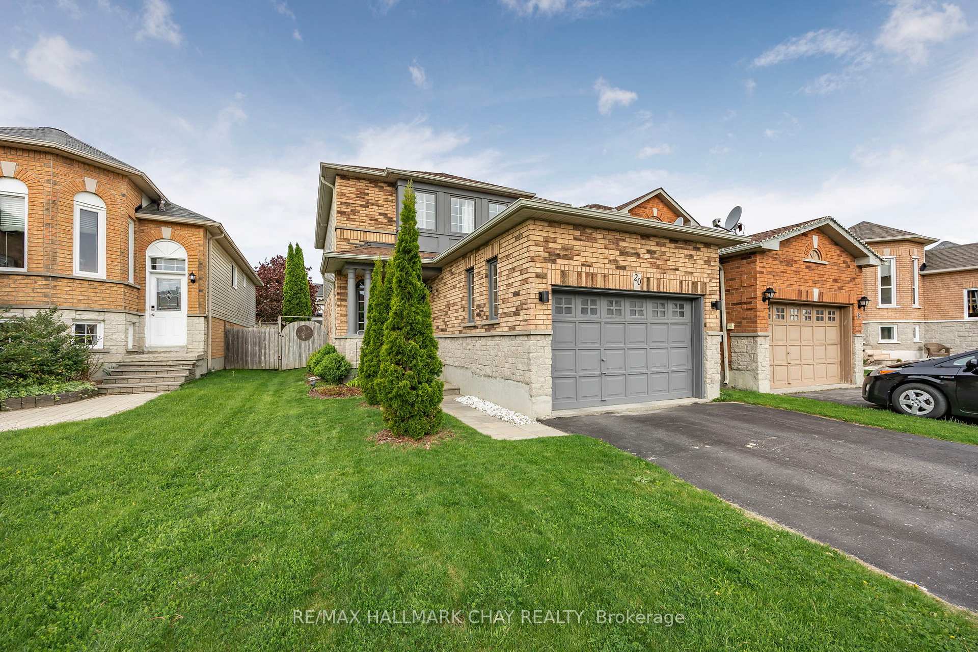 Photo 6 of 20 Basswood Drive, Barrie, Holly — HOMEH