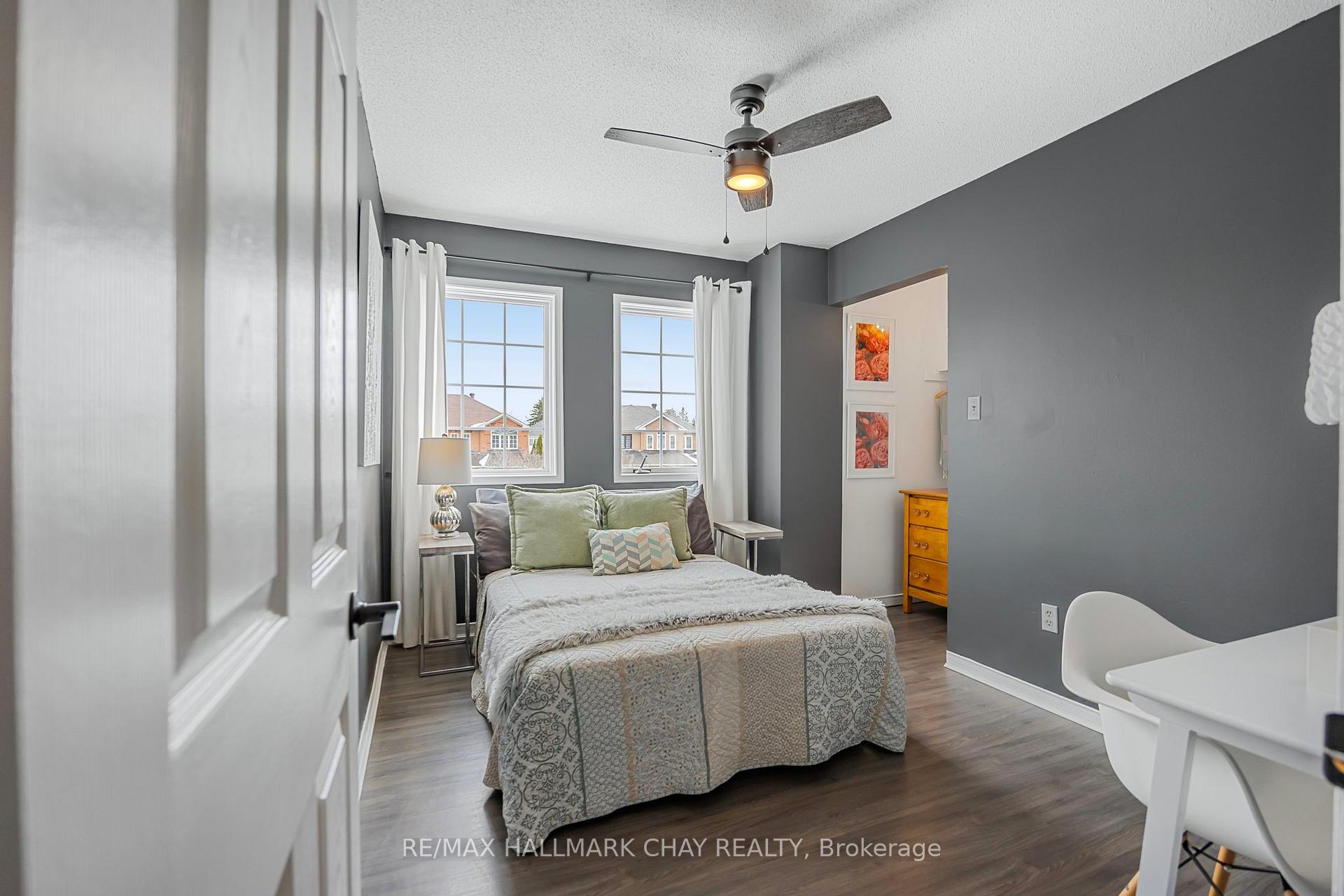 Photo 38 of 20 Basswood Drive, Barrie, Holly — HOMEH