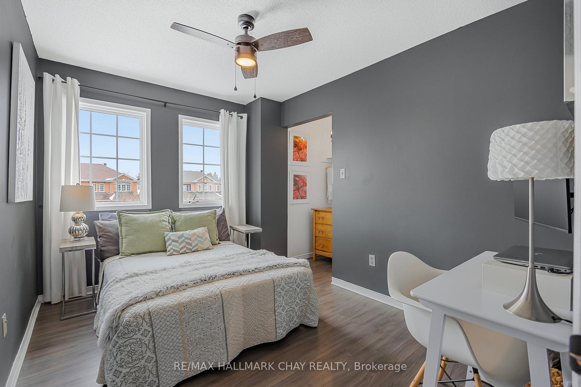 Photo 23 of 20 Basswood Drive, Barrie, Holly — HOMEH