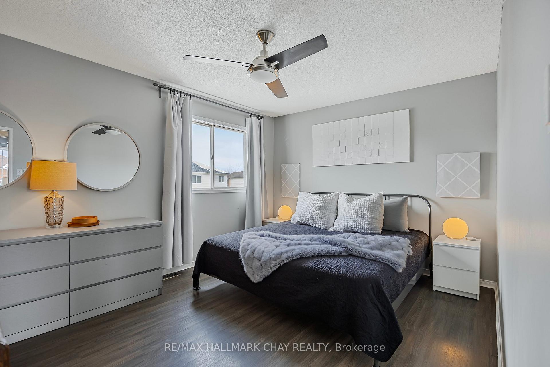 Photo 15 of 20 Basswood Drive, Barrie, Holly — HOMEH