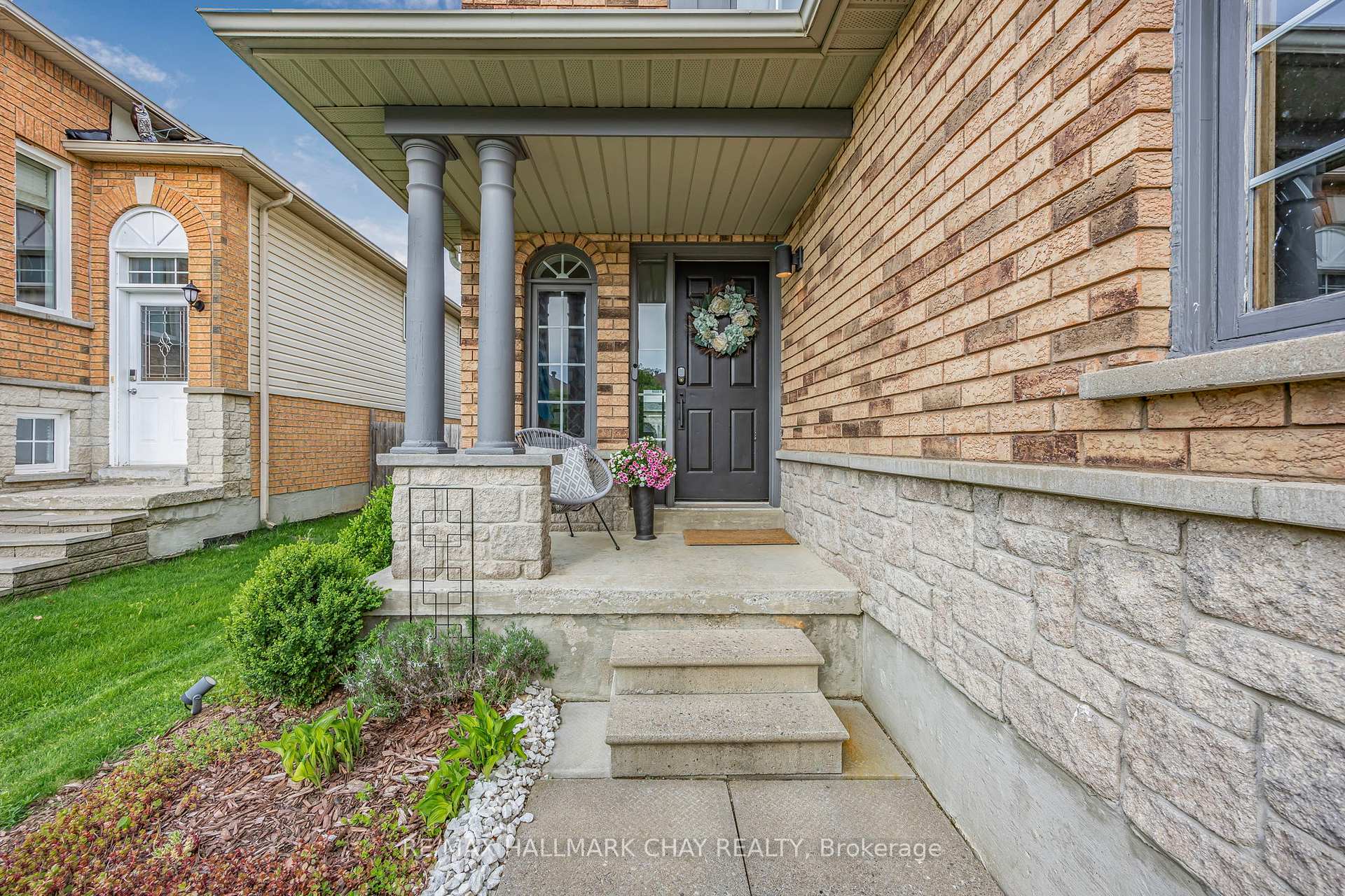 Photo 26 of 20 Basswood Drive, Barrie, Holly — HOMEH