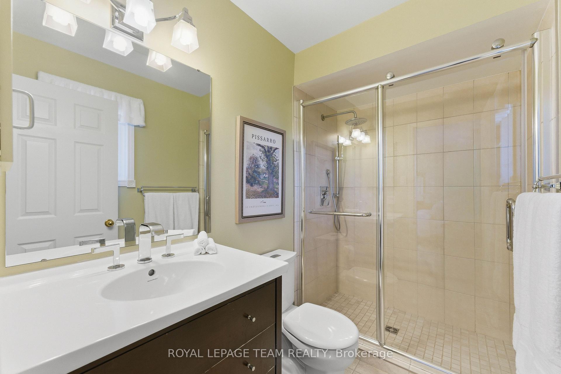 Photo 13 of 54 Pickwick Drive, Ottawa, Barrhaven - Cedargrove/Fraserdale — HOMEH