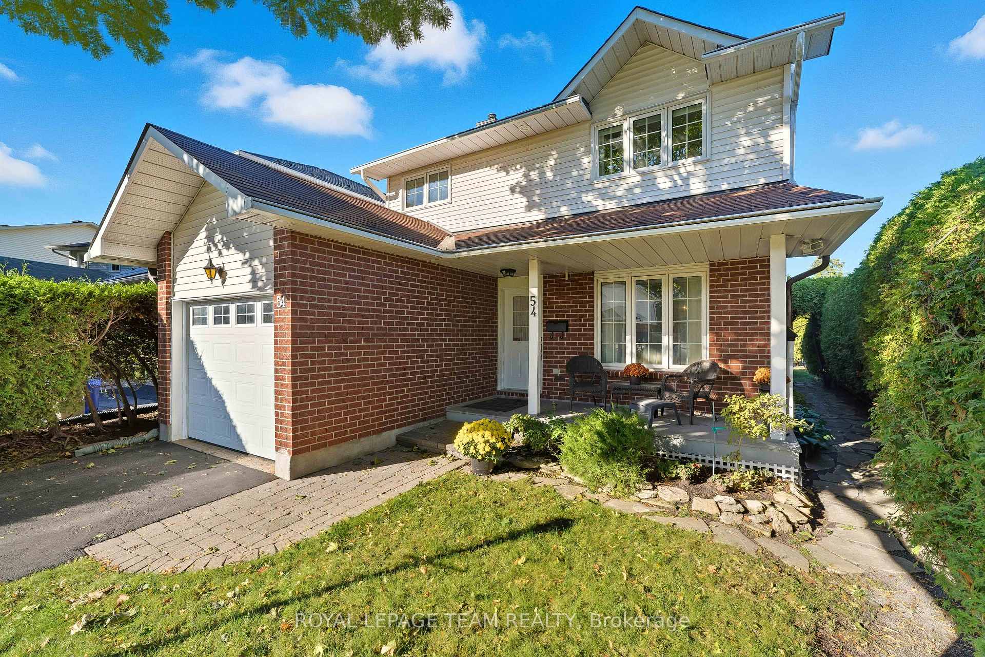 Photo 16 of 54 Pickwick Drive, Ottawa, Barrhaven - Cedargrove/Fraserdale — HOMEH