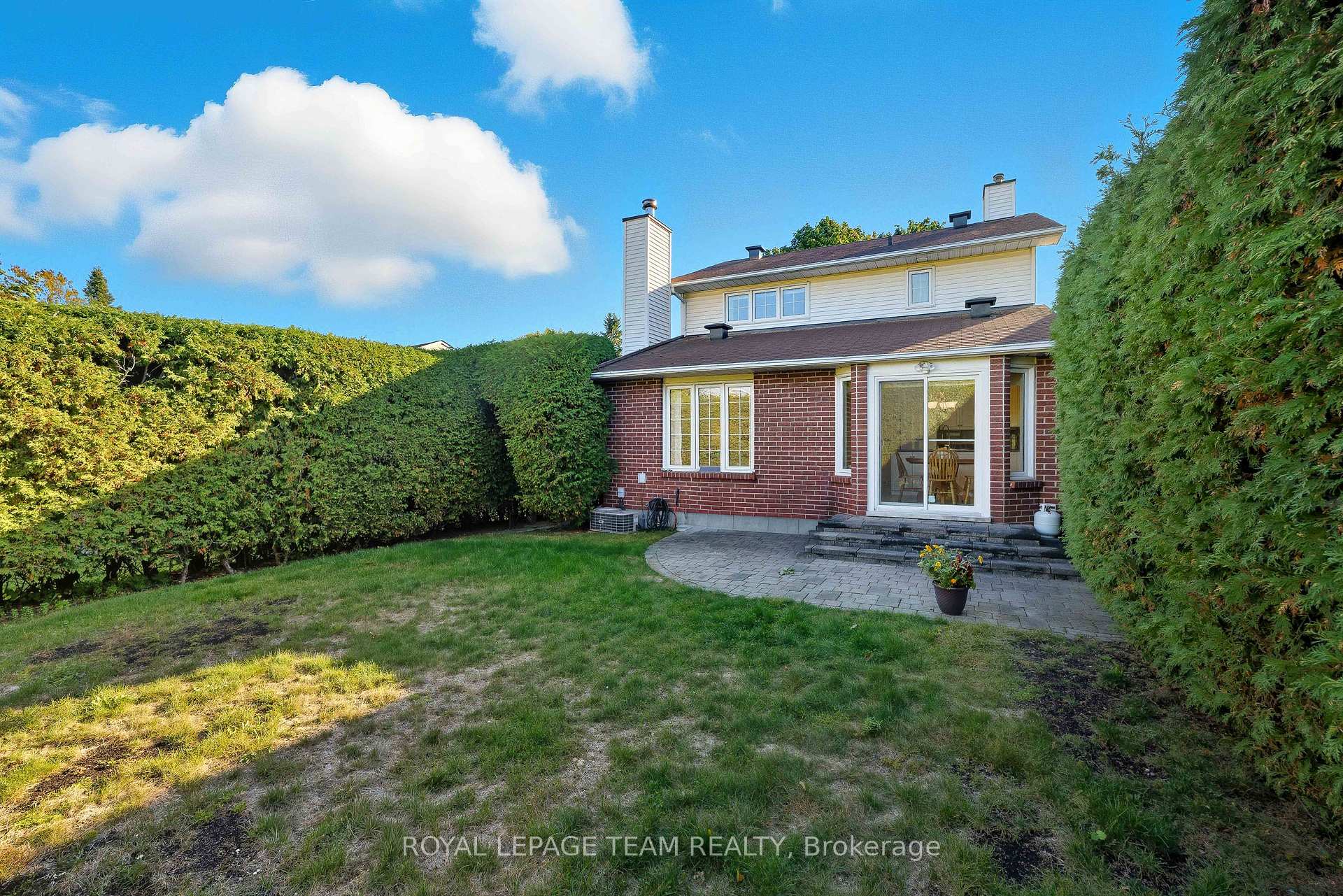 Photo 24 of 54 Pickwick Drive, Ottawa, Barrhaven - Cedargrove/Fraserdale — HOMEH