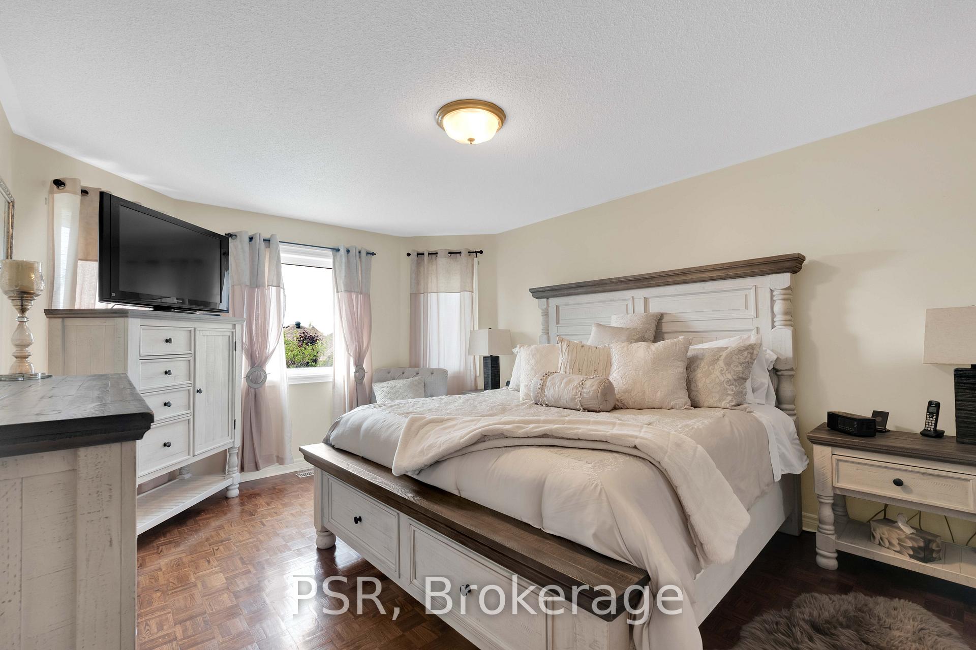 Photo 23 of 11 Tanzini Drive, Caledon, Bolton East — HOMEH