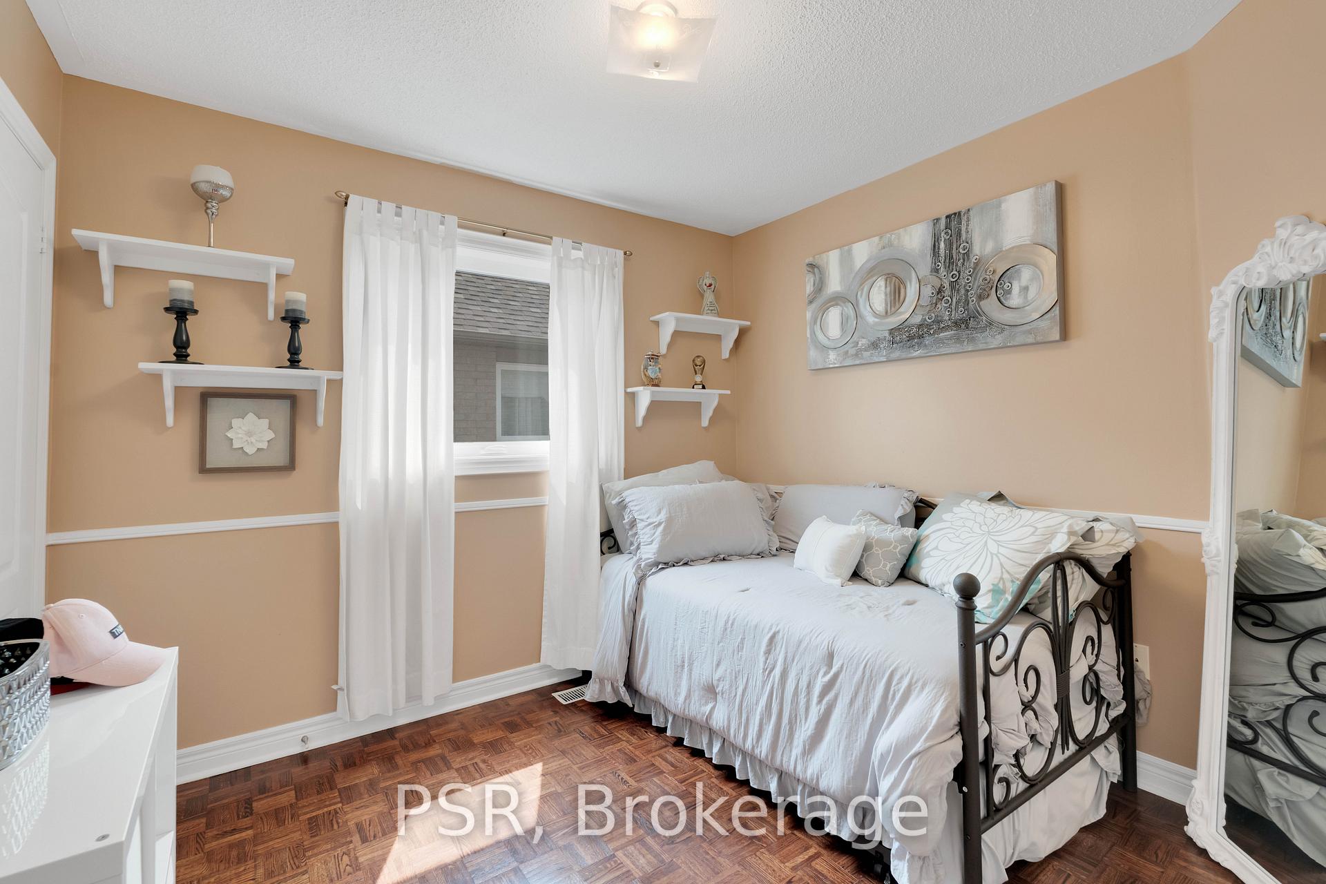 Photo 22 of 11 Tanzini Drive, Caledon, Bolton East — HOMEH