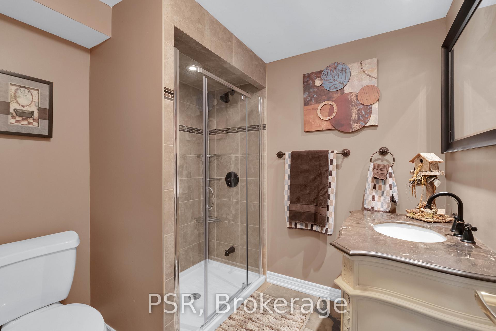 Photo 19 of 11 Tanzini Drive, Caledon, Bolton East — HOMEH