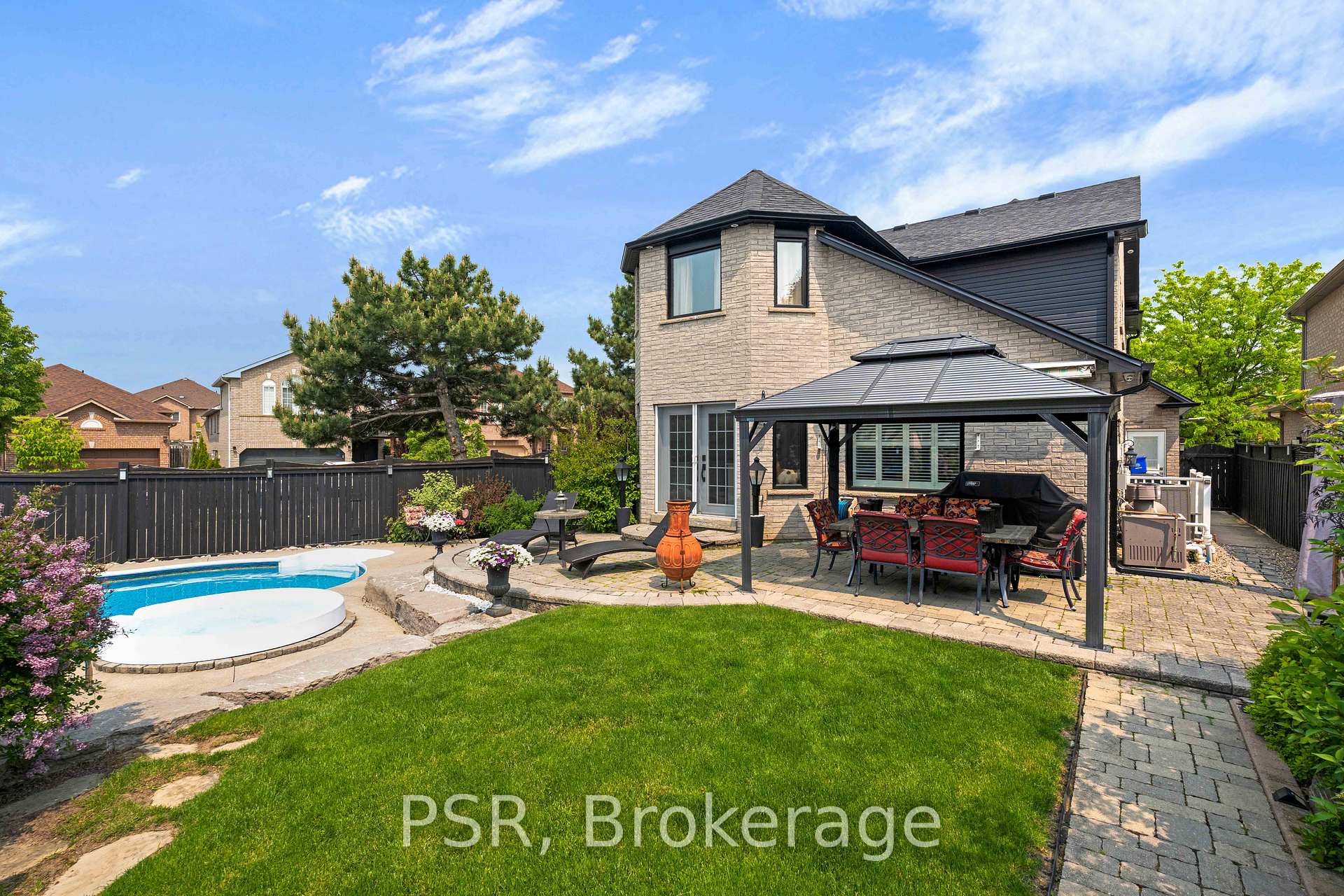Photo 33 of 11 Tanzini Drive, Caledon, Bolton East — HOMEH