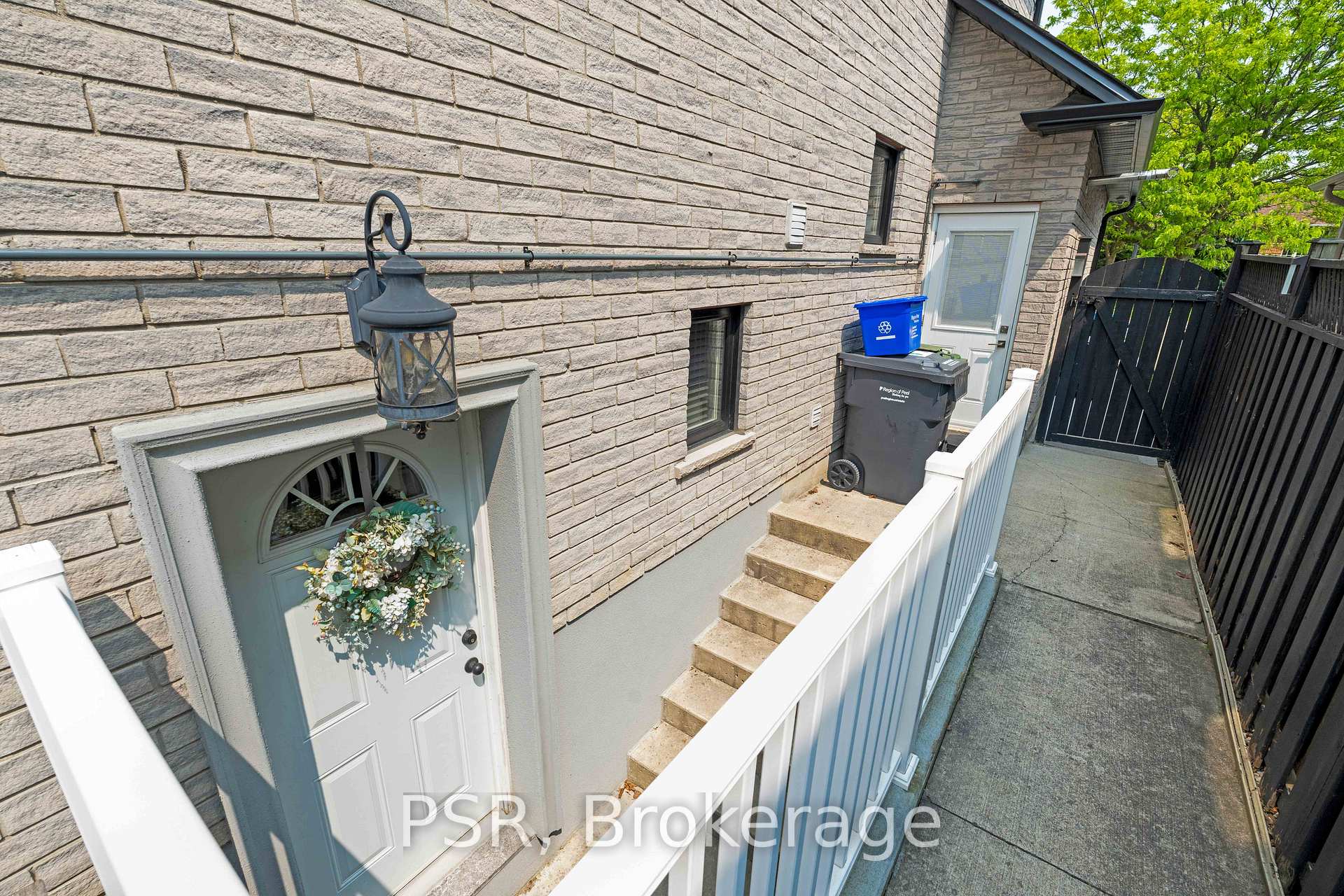 Photo 38 of 11 Tanzini Drive, Caledon, Bolton East — HOMEH