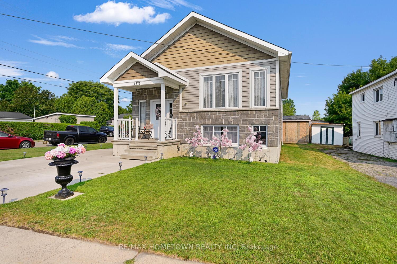 Photo 1 of 182 Wood Street E, Prescott — HOMEH