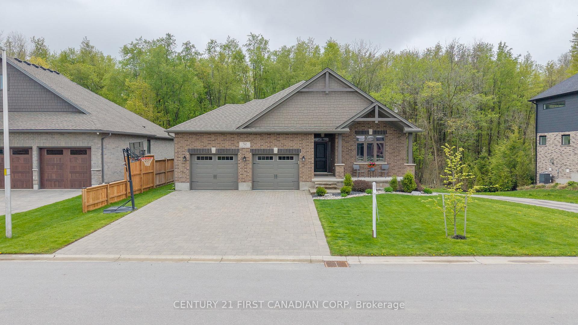 Photo 3 of 52 Kemp Crescent, Strathroy-Caradoc, NE — HOMEH