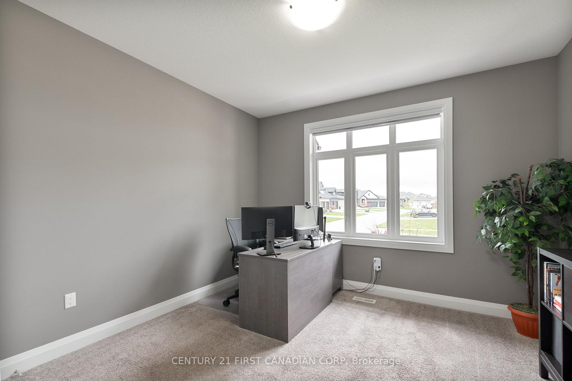 Photo 28 of 52 Kemp Crescent, Strathroy-Caradoc, NE — HOMEH