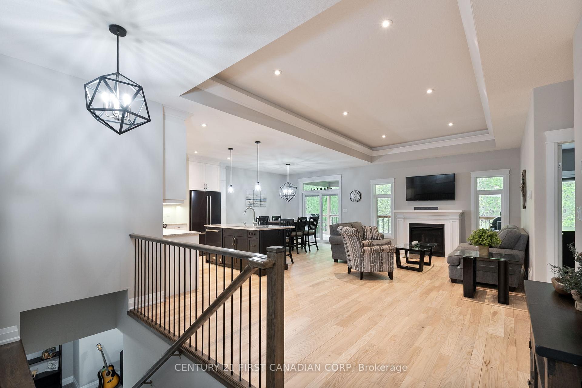 Photo 22 of 52 Kemp Crescent, Strathroy-Caradoc, NE — HOMEH