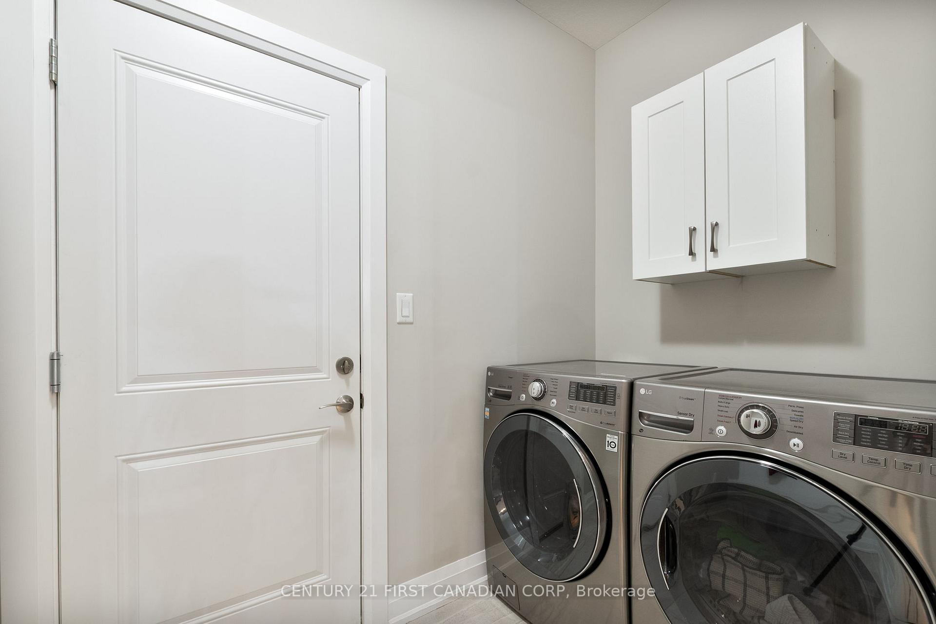 Photo 16 of 52 Kemp Crescent, Strathroy-Caradoc, NE — HOMEH