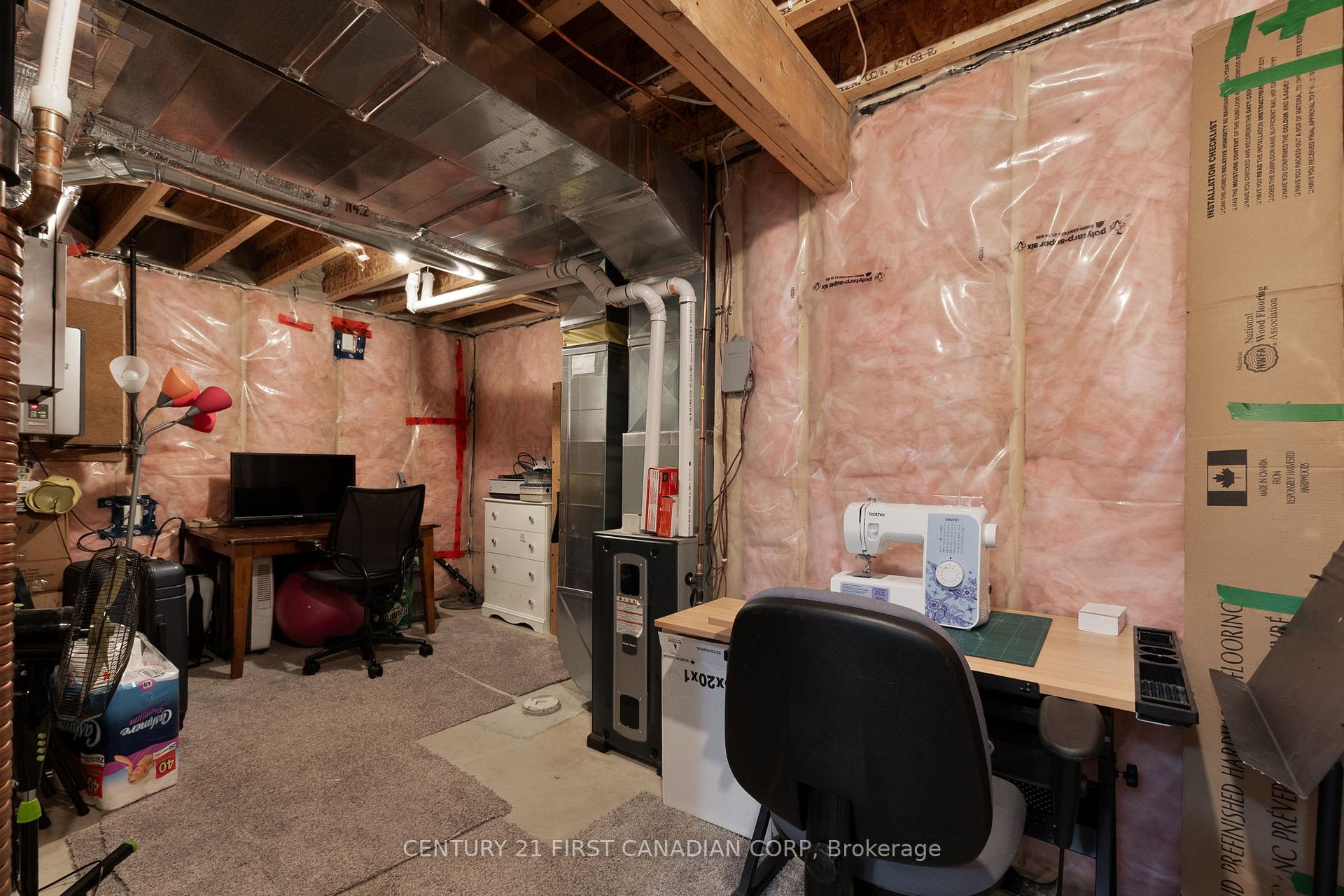 Photo 34 of 52 Kemp Crescent, Strathroy-Caradoc, NE — HOMEH
