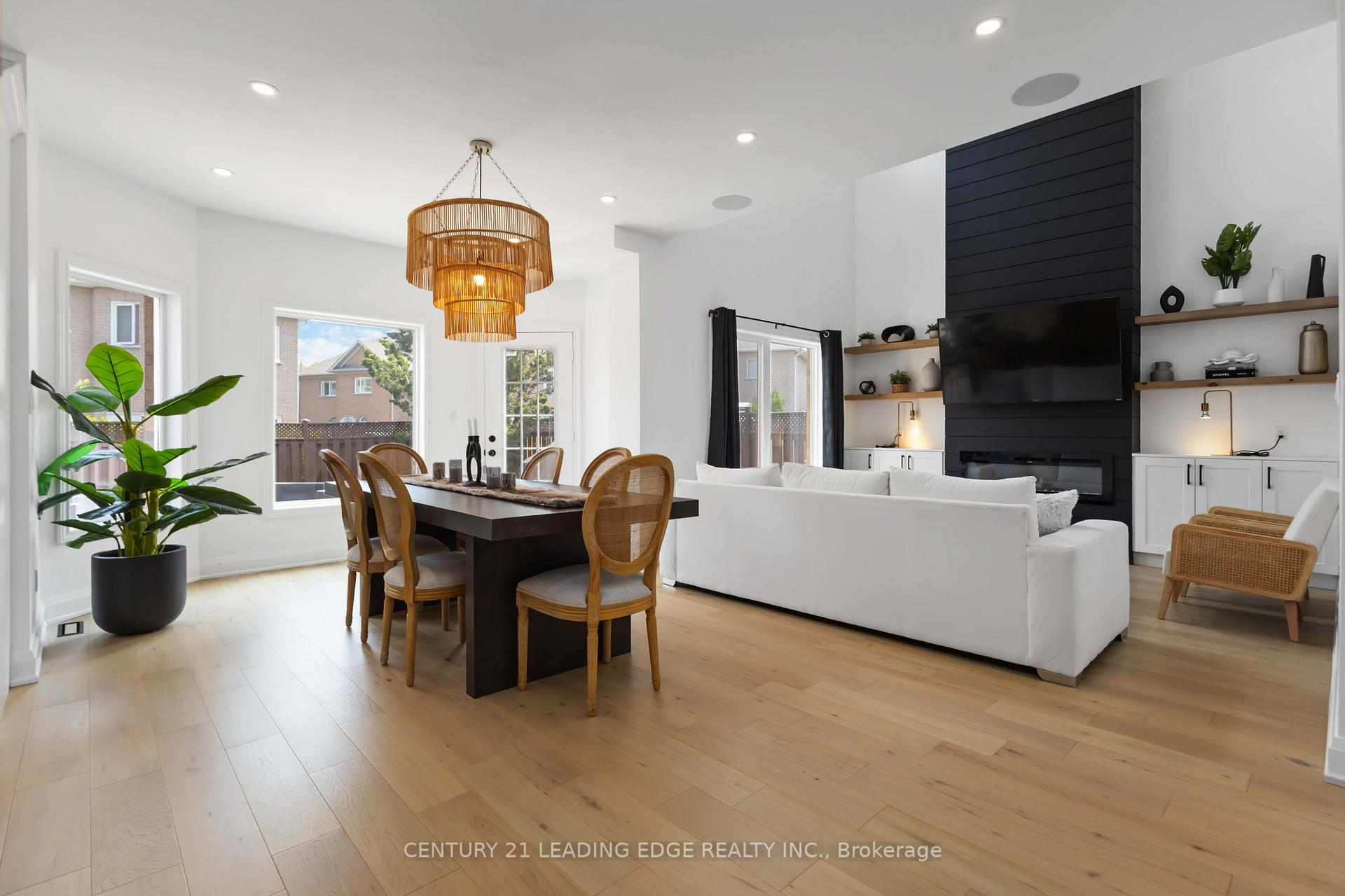 Photo 5 of 9 Bluebell Drive, Markham, Rouge Fairways — HOMEH