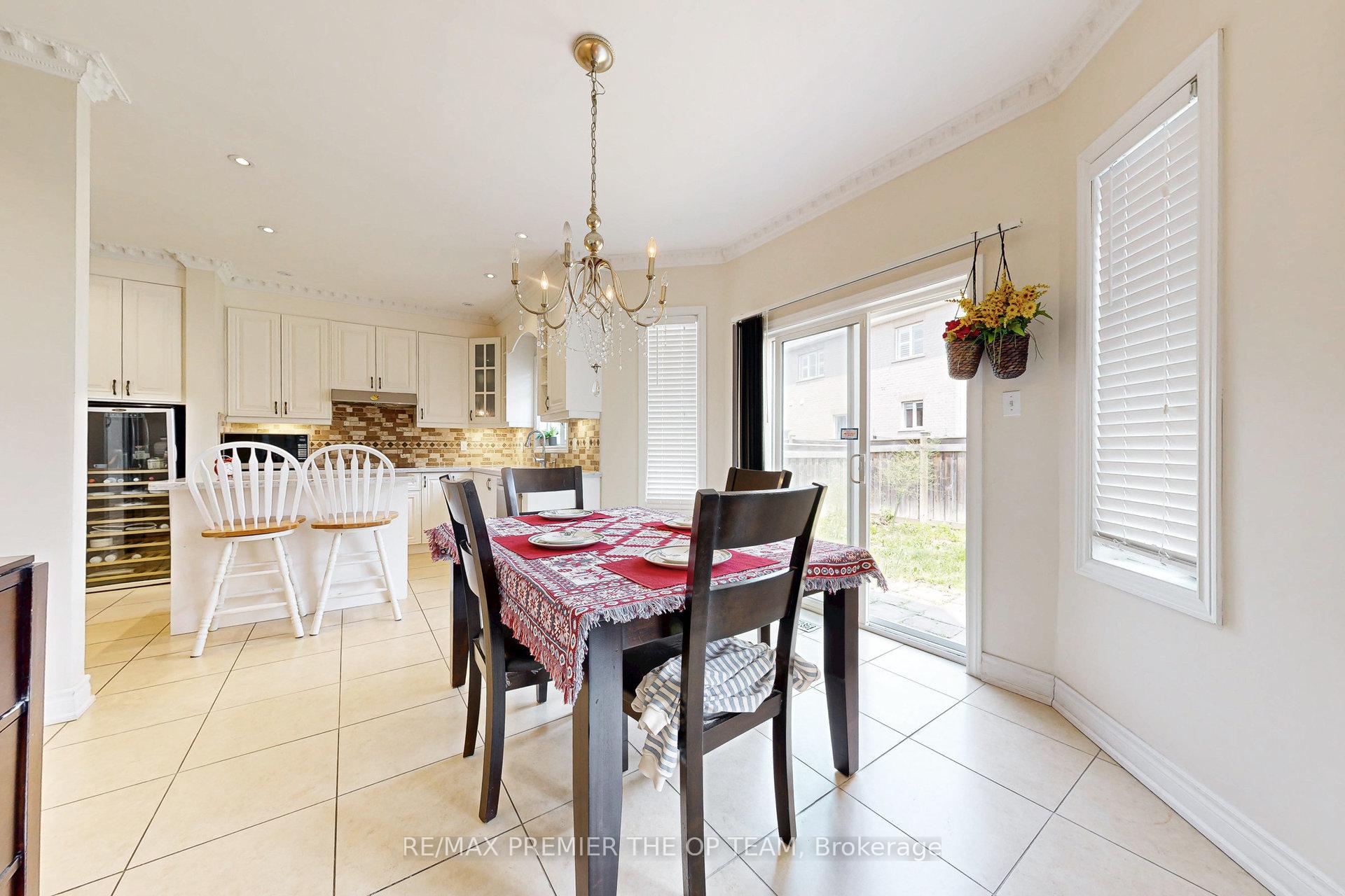 Photo 26 of 59 Rossi Drive, Vaughan, Vellore Village — HOMEH