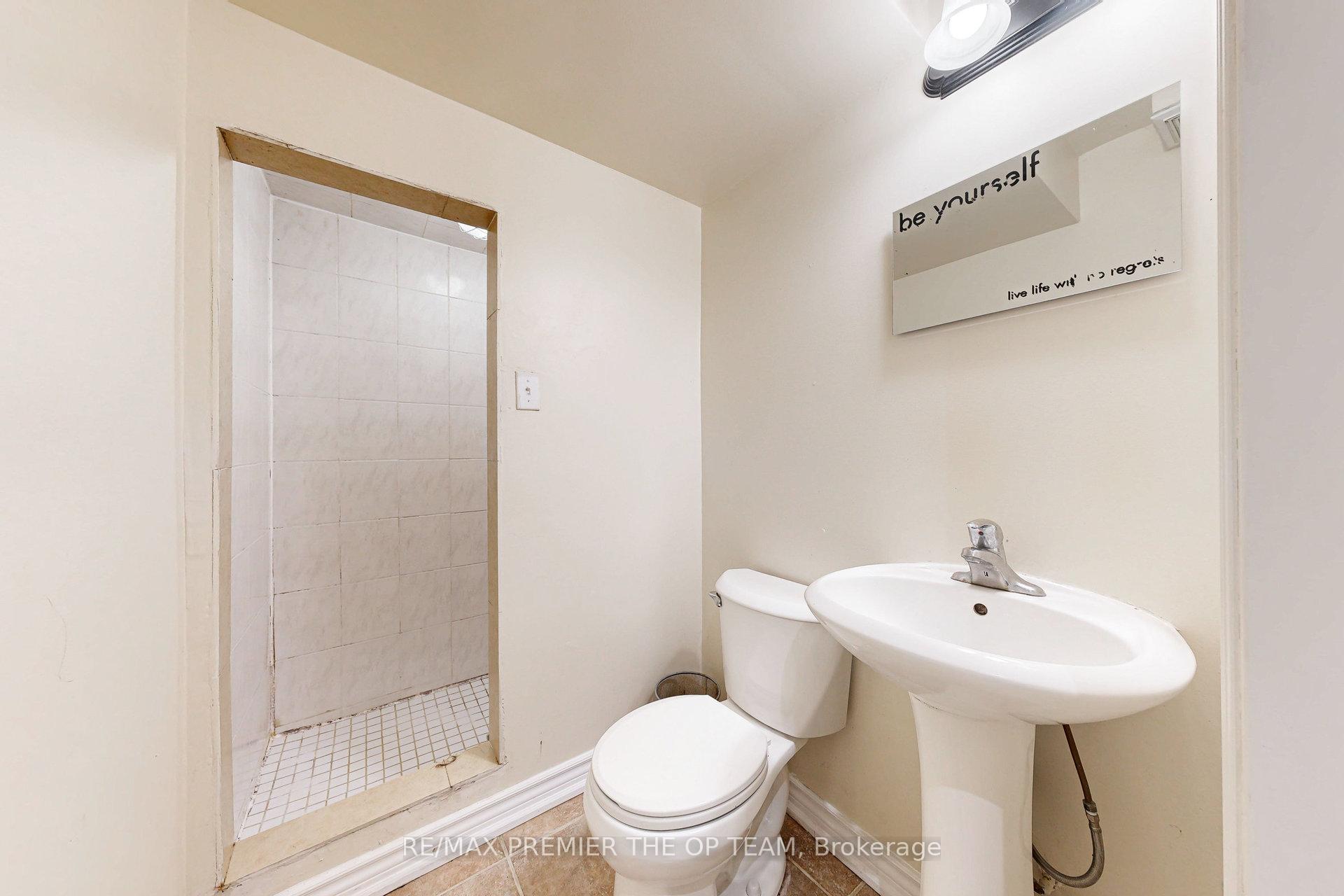 Photo 38 of 59 Rossi Drive, Vaughan, Vellore Village — HOMEH
