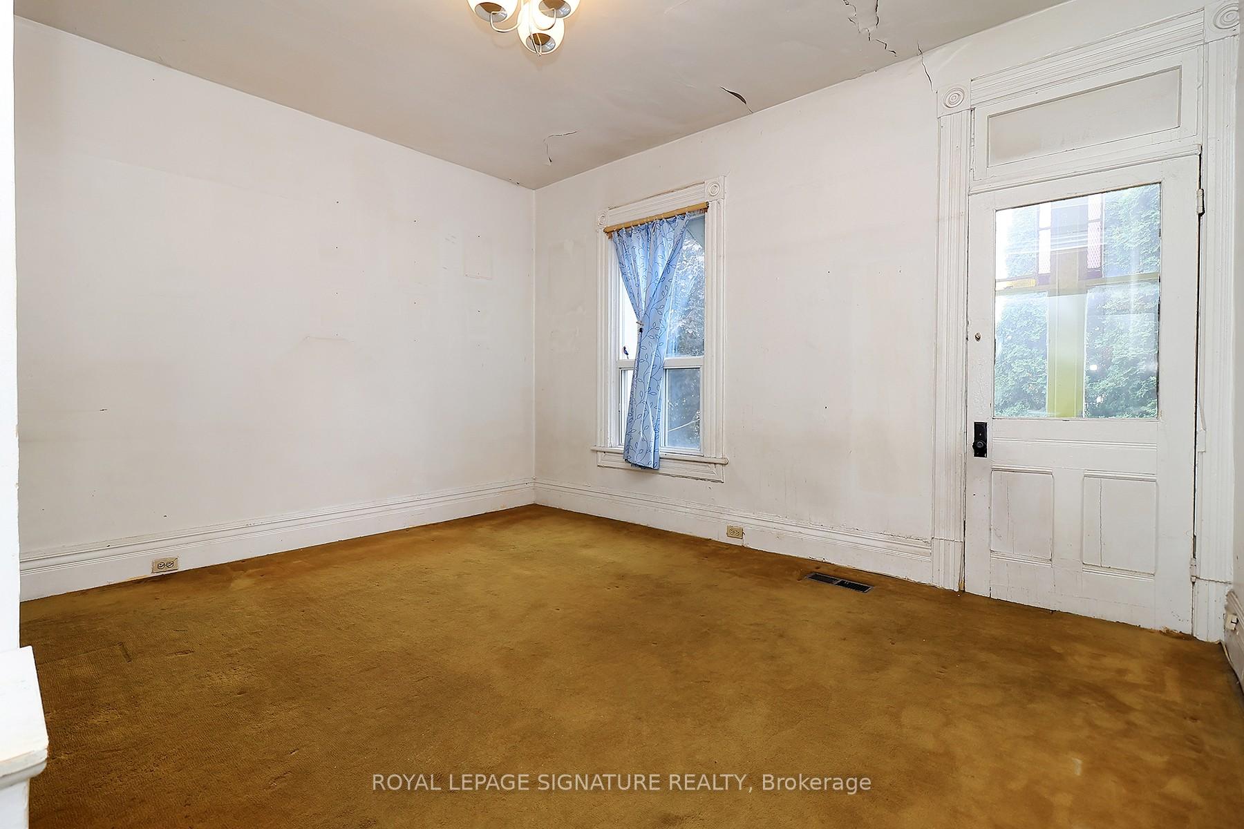 Photo 20 of 360 Logan Avenue, Toronto, South Riverdale — HOMEH