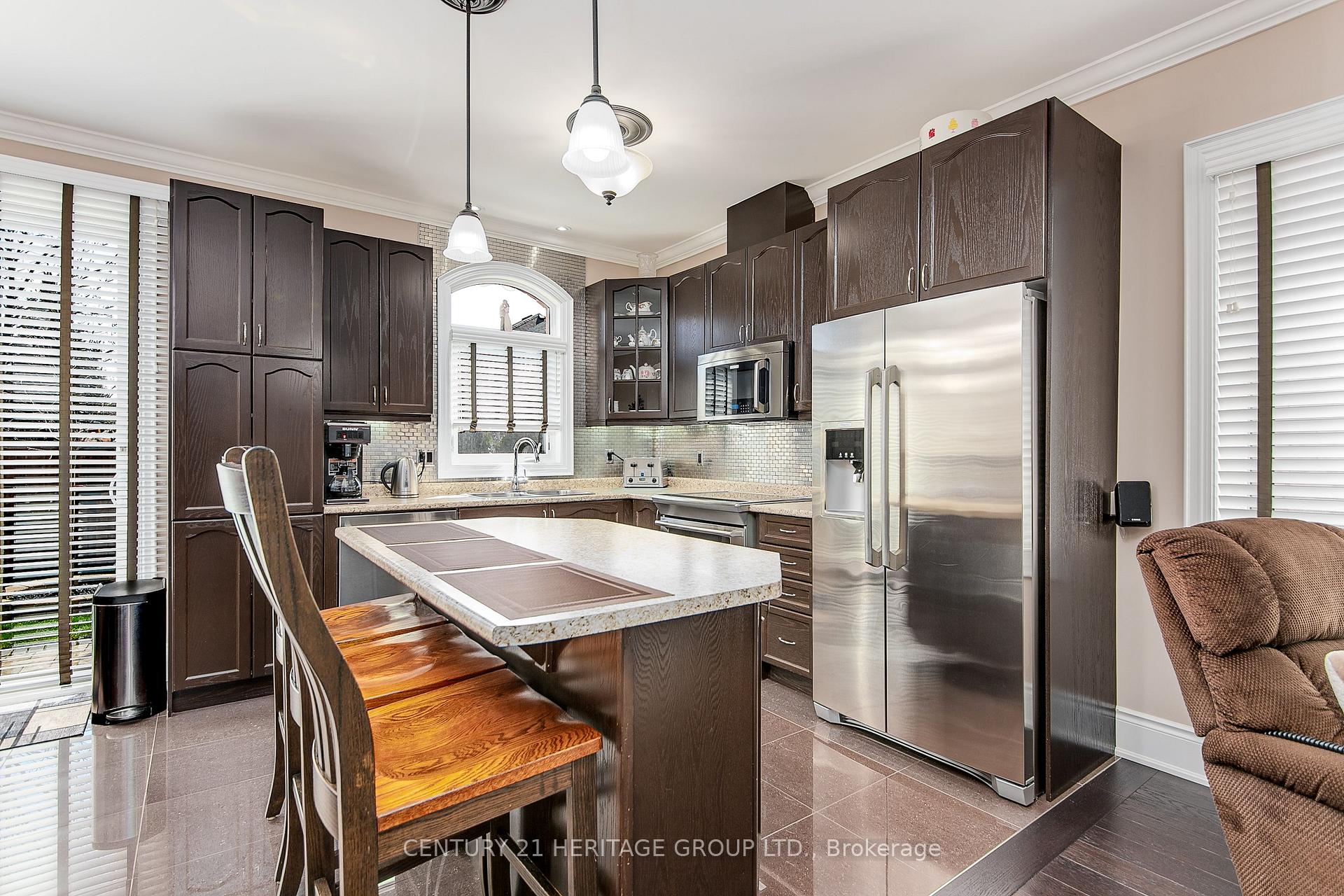 Photo 14 of 205 8 Avenue, New Tecumseth, Alliston — HOMEH